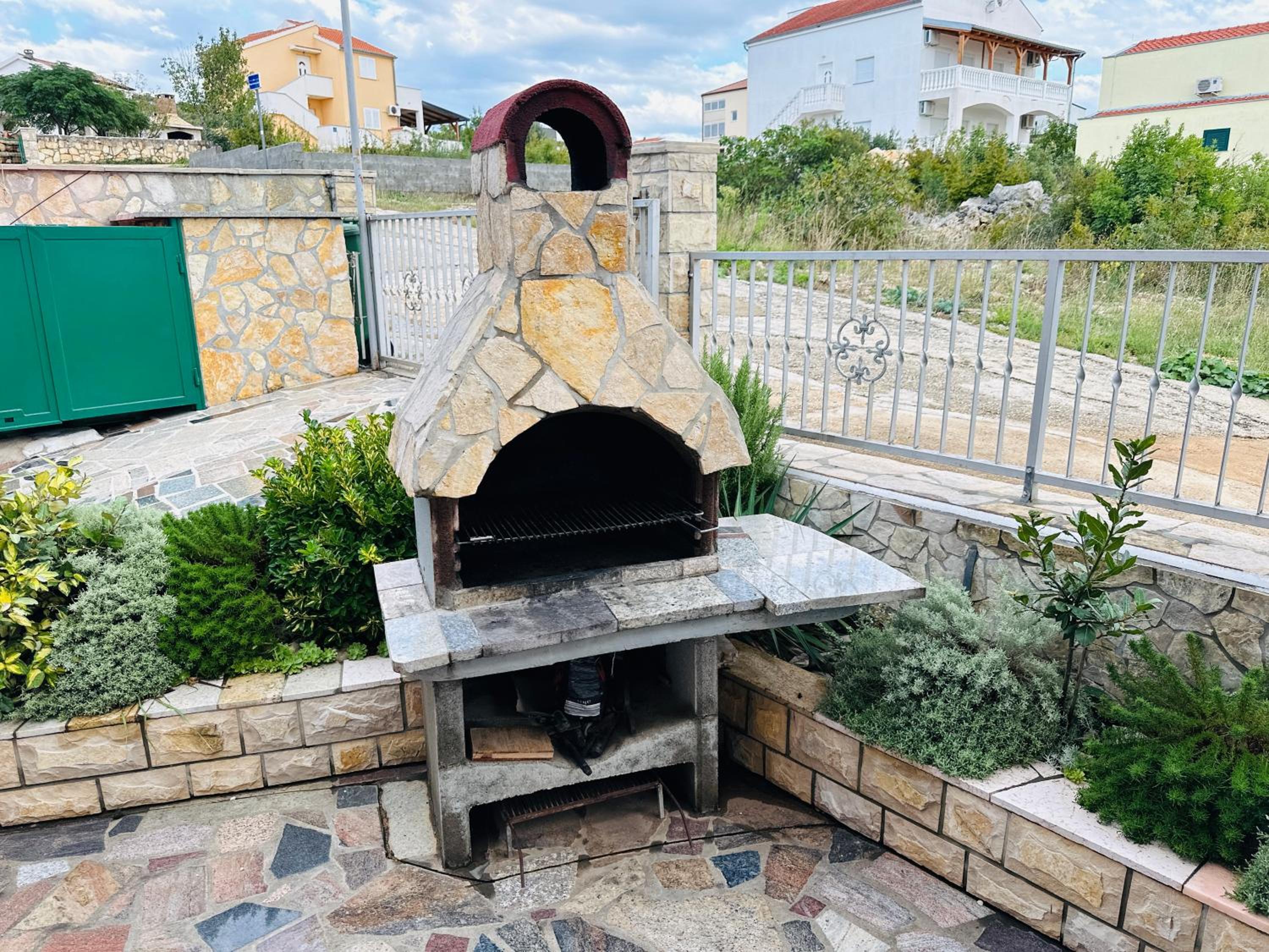 Apartmani Budiša Maslenica