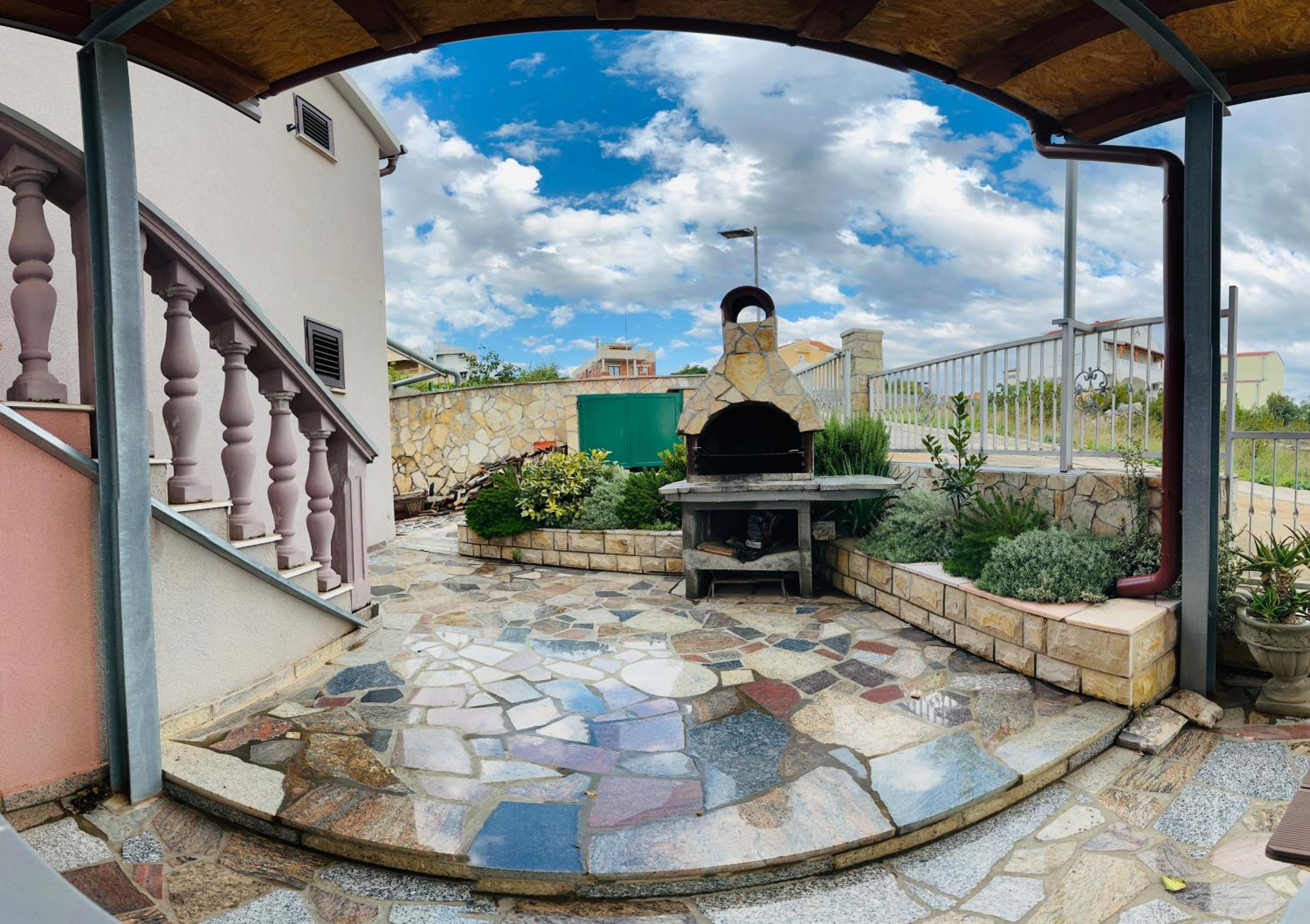 Apartmani Budiša Maslenica