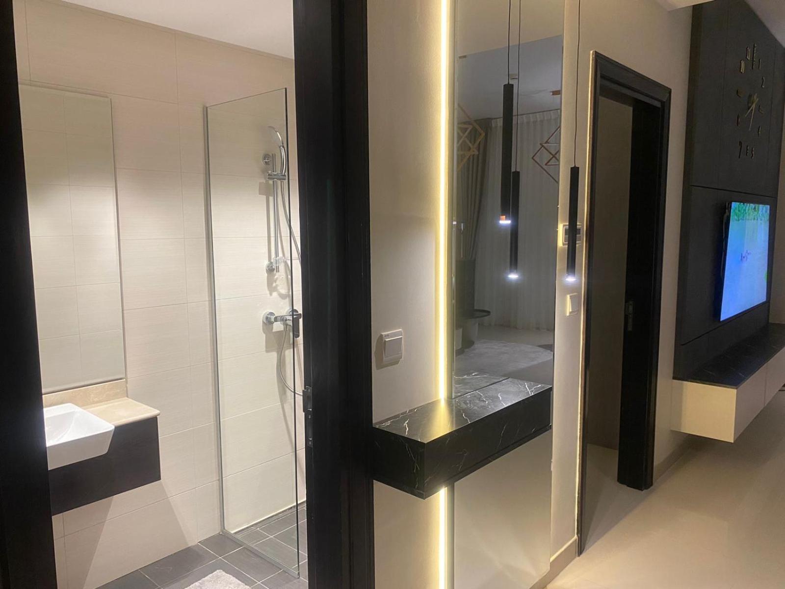 Stylish Apartment in Abdali View Tower view 4