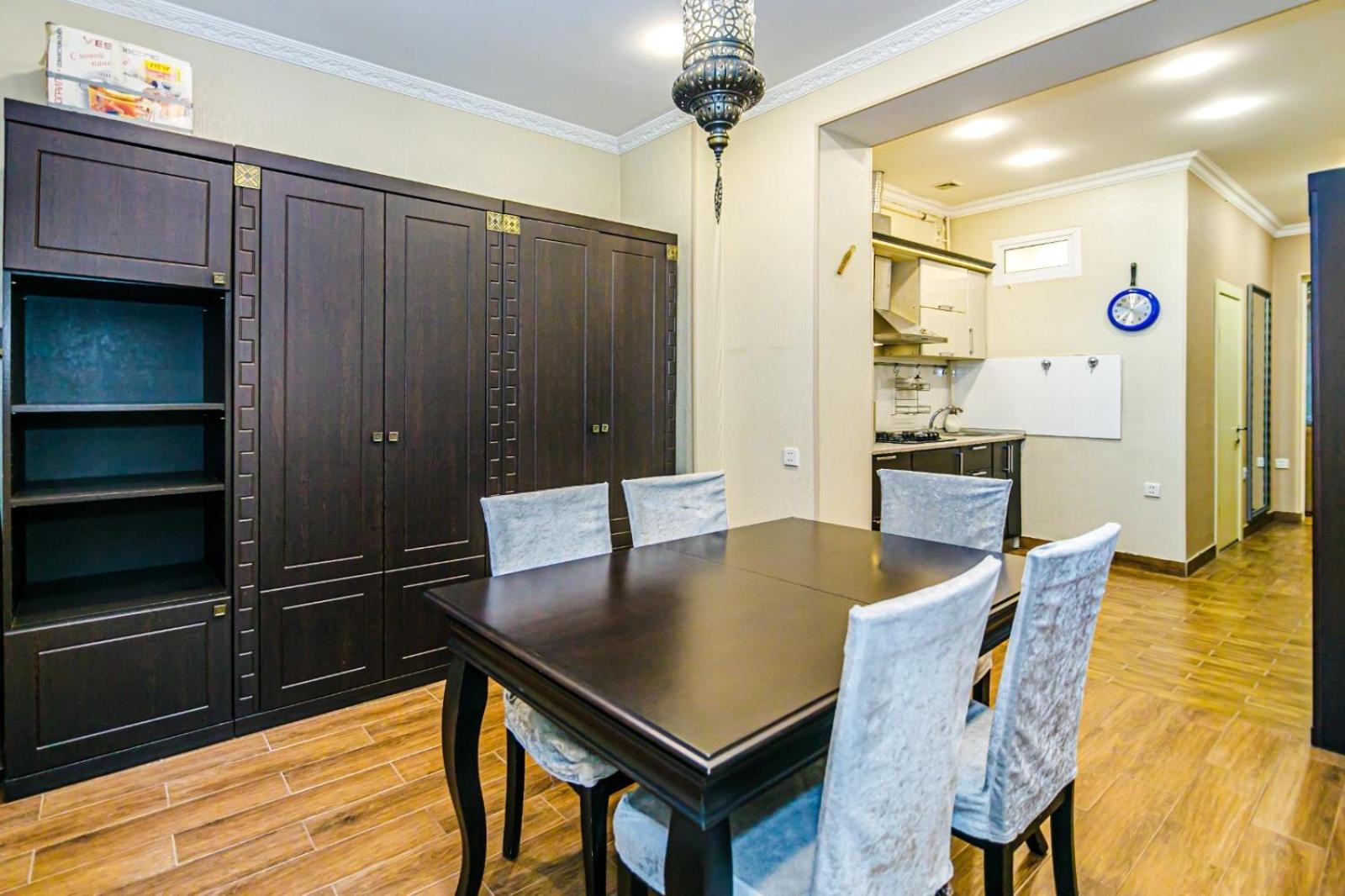 Cozy 1 bedroom in Nizami str,