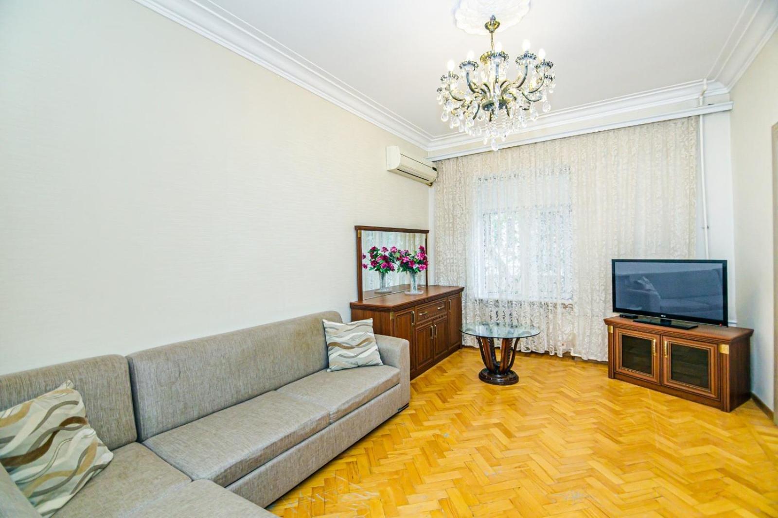 Cozy 1 bedroom in Nizami str,