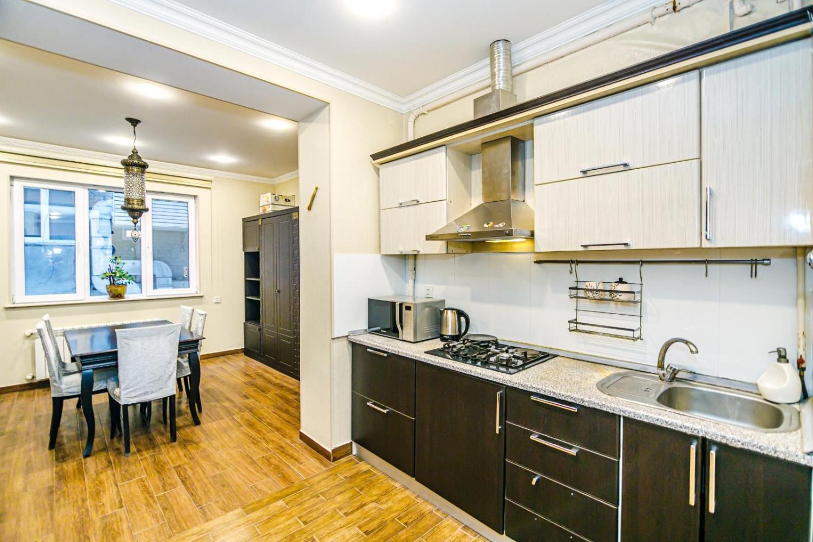 Cozy 1 bedroom in Nizami str,