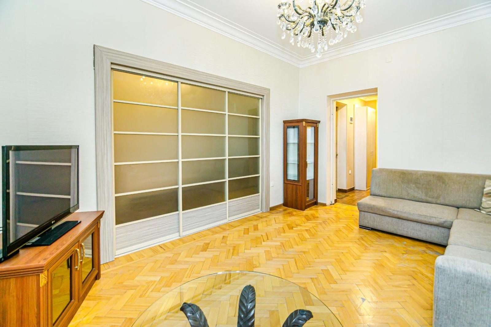 Cozy 1 bedroom in Nizami str,