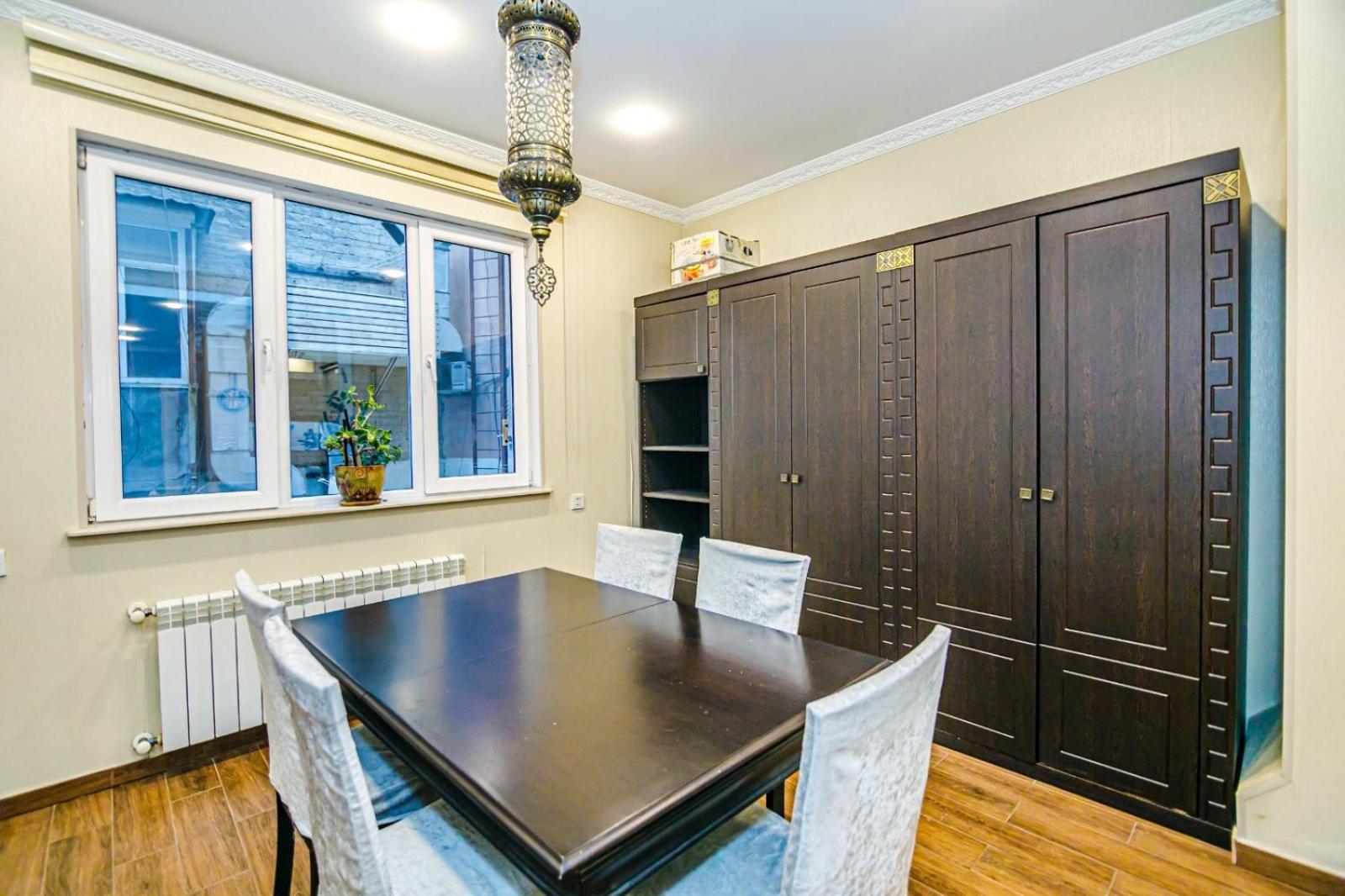 Cozy 1 bedroom in Nizami str,
