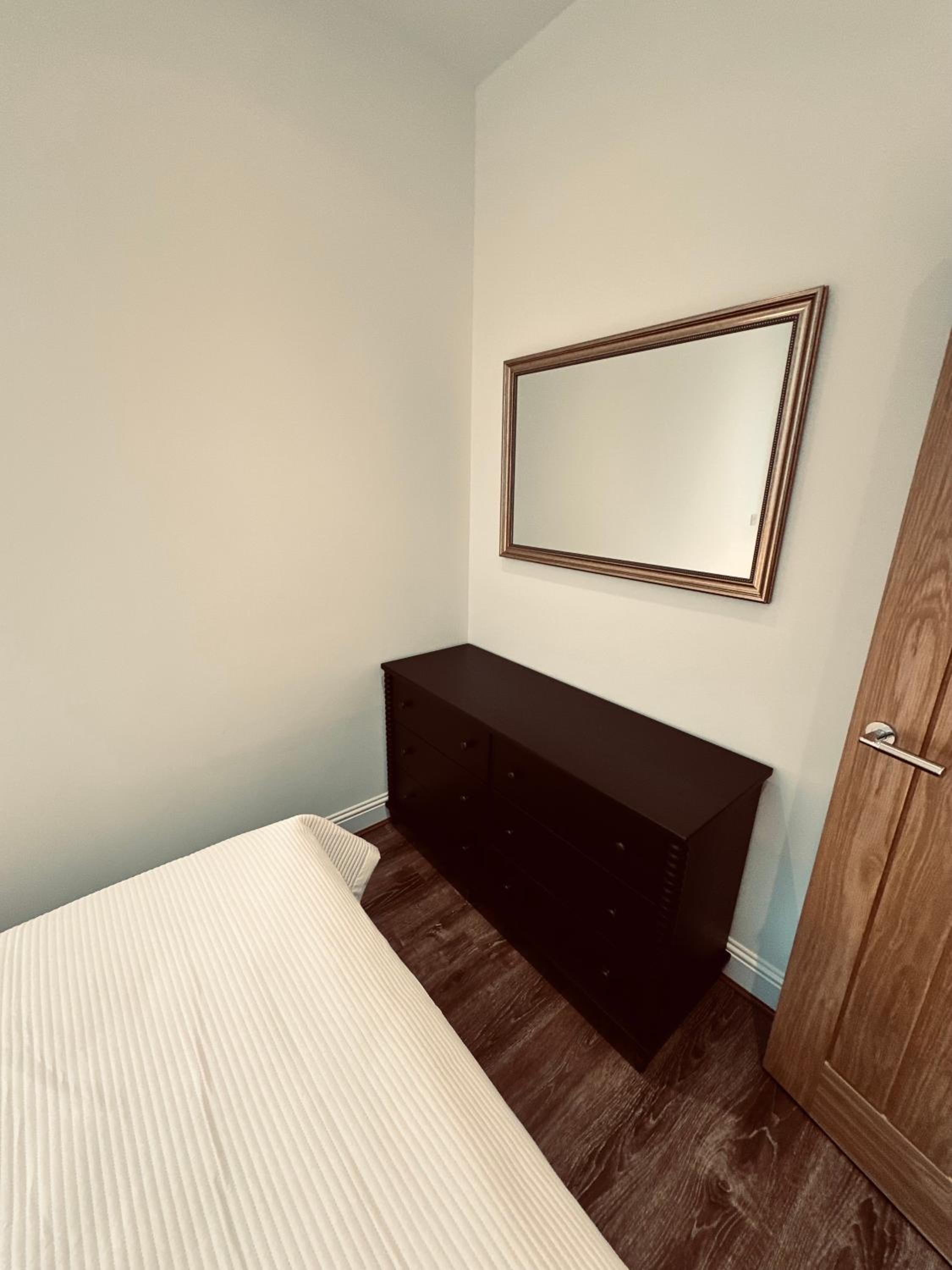 Barnet House Serviced Apartments view 4