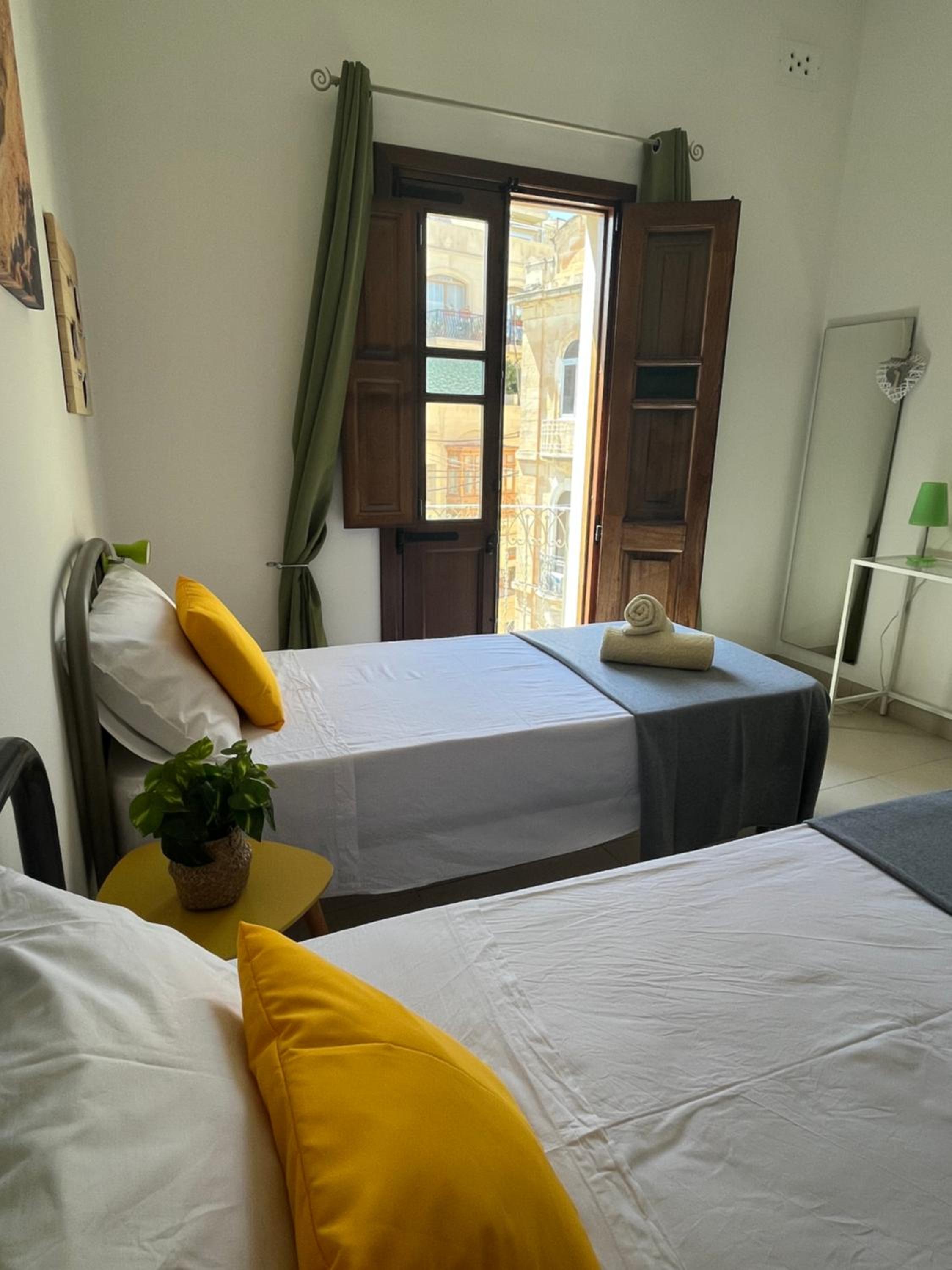 Spinola Shoreline Homestay St Julians photo 4