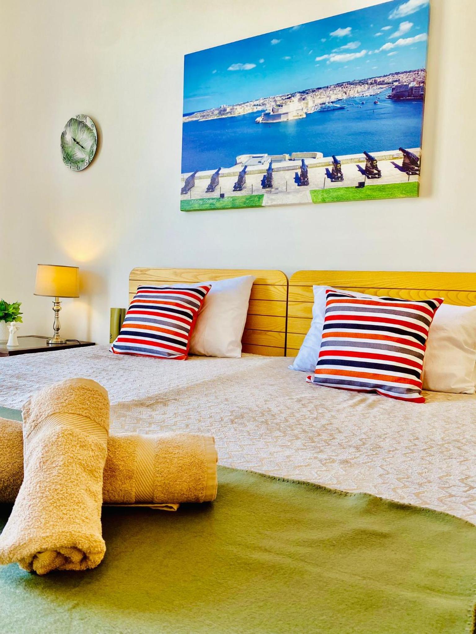 Spinola Shoreline Homestay St Julians photo 5