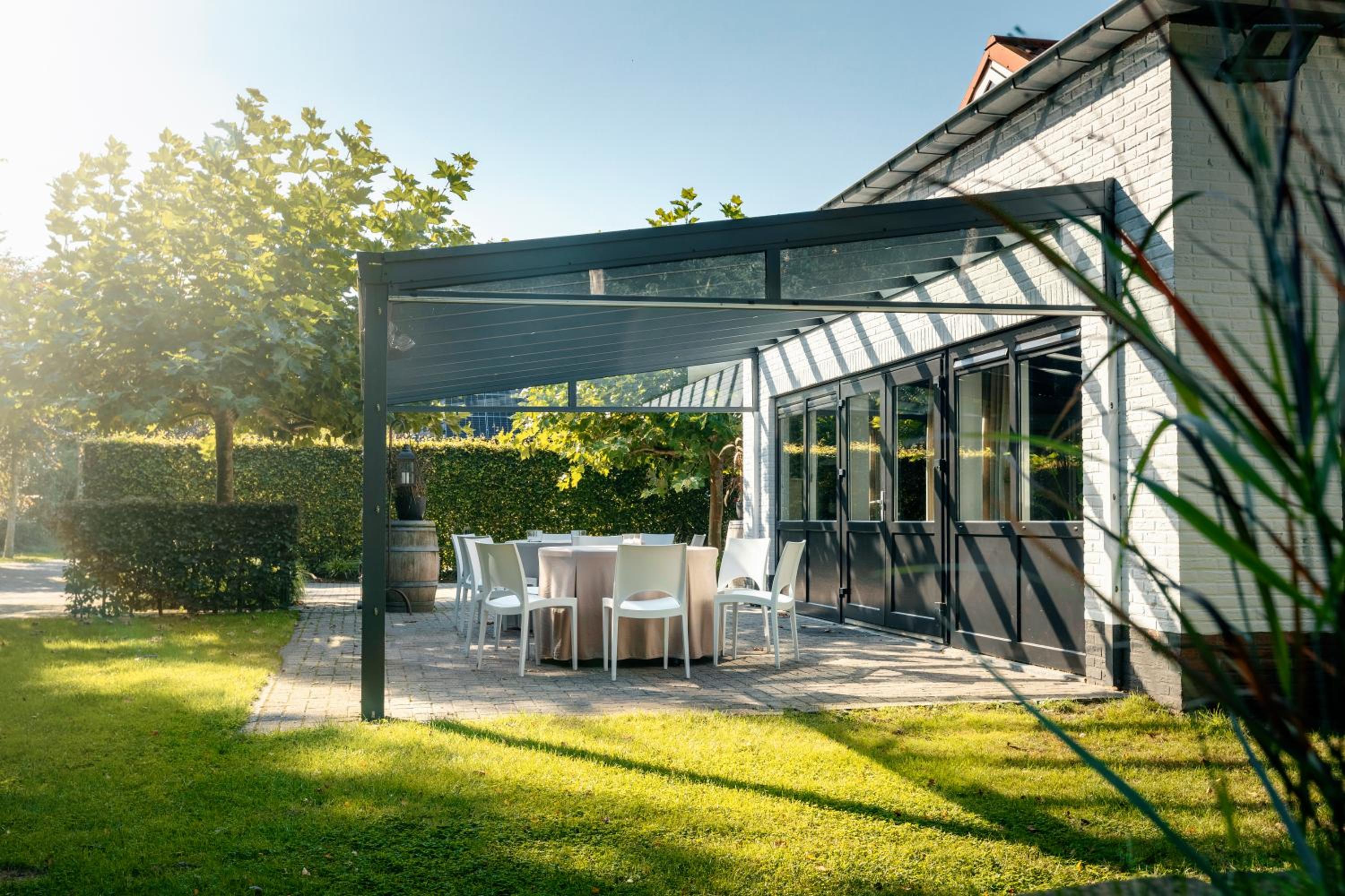 Villa 't Boshuys - a private and green location for families or friends up to 16 guests view 4