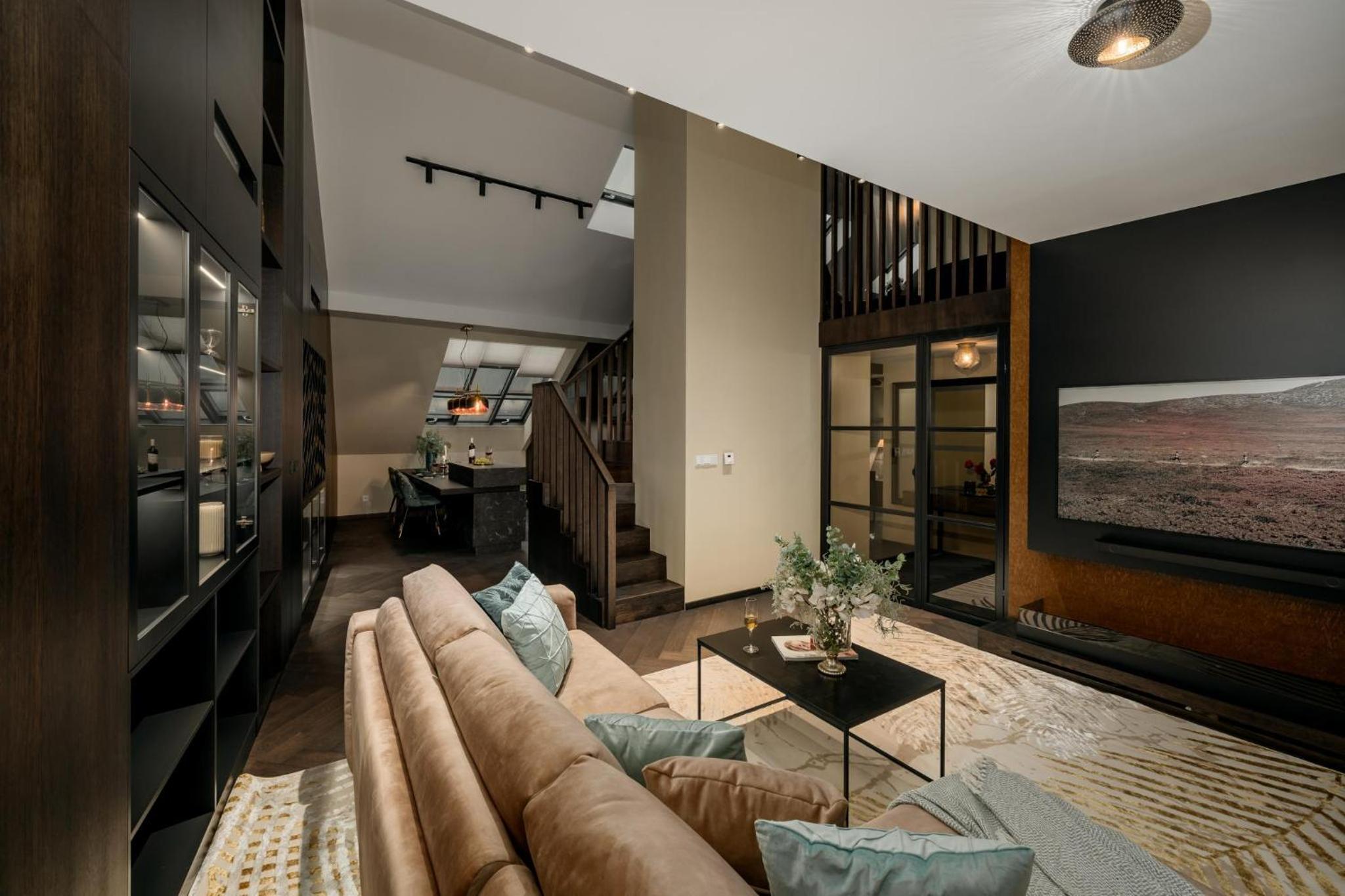 Two bedroom maisonette with balcony in Smíchov by Prague Days