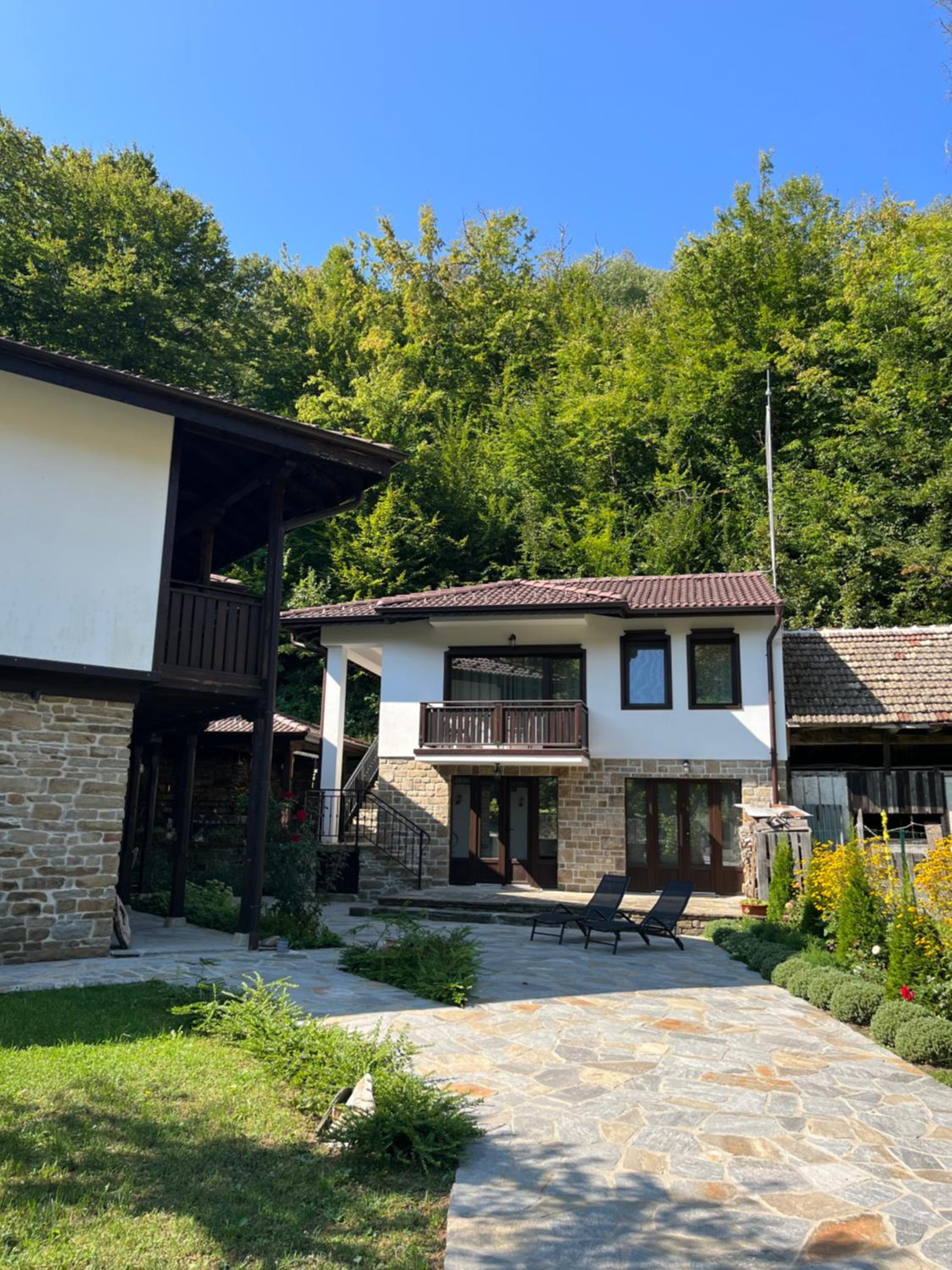 Verta House
