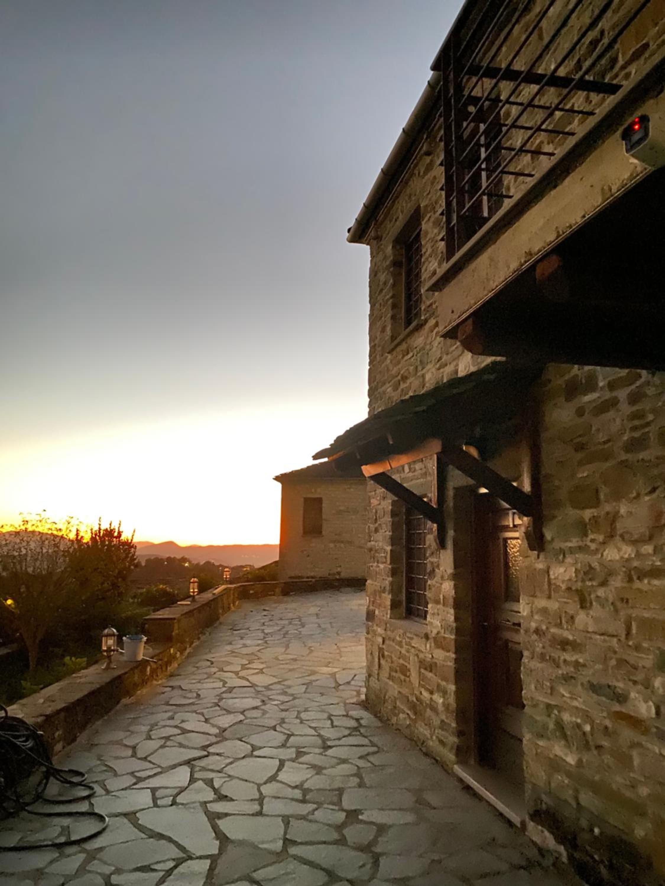 Ikojenia Traditional Lodge