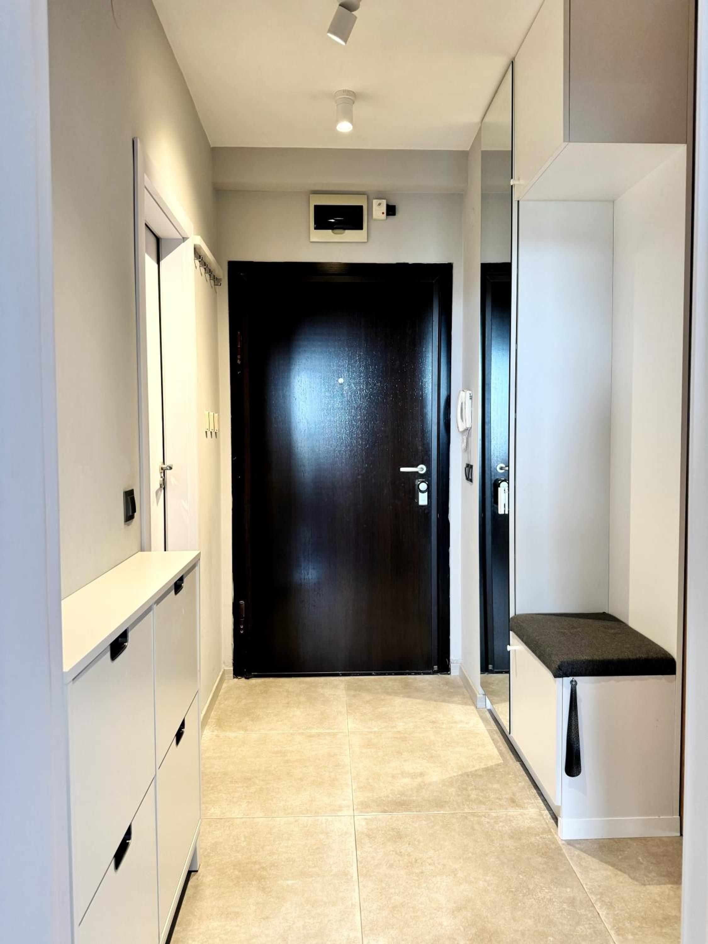 Central Apartment with Amazing Views
