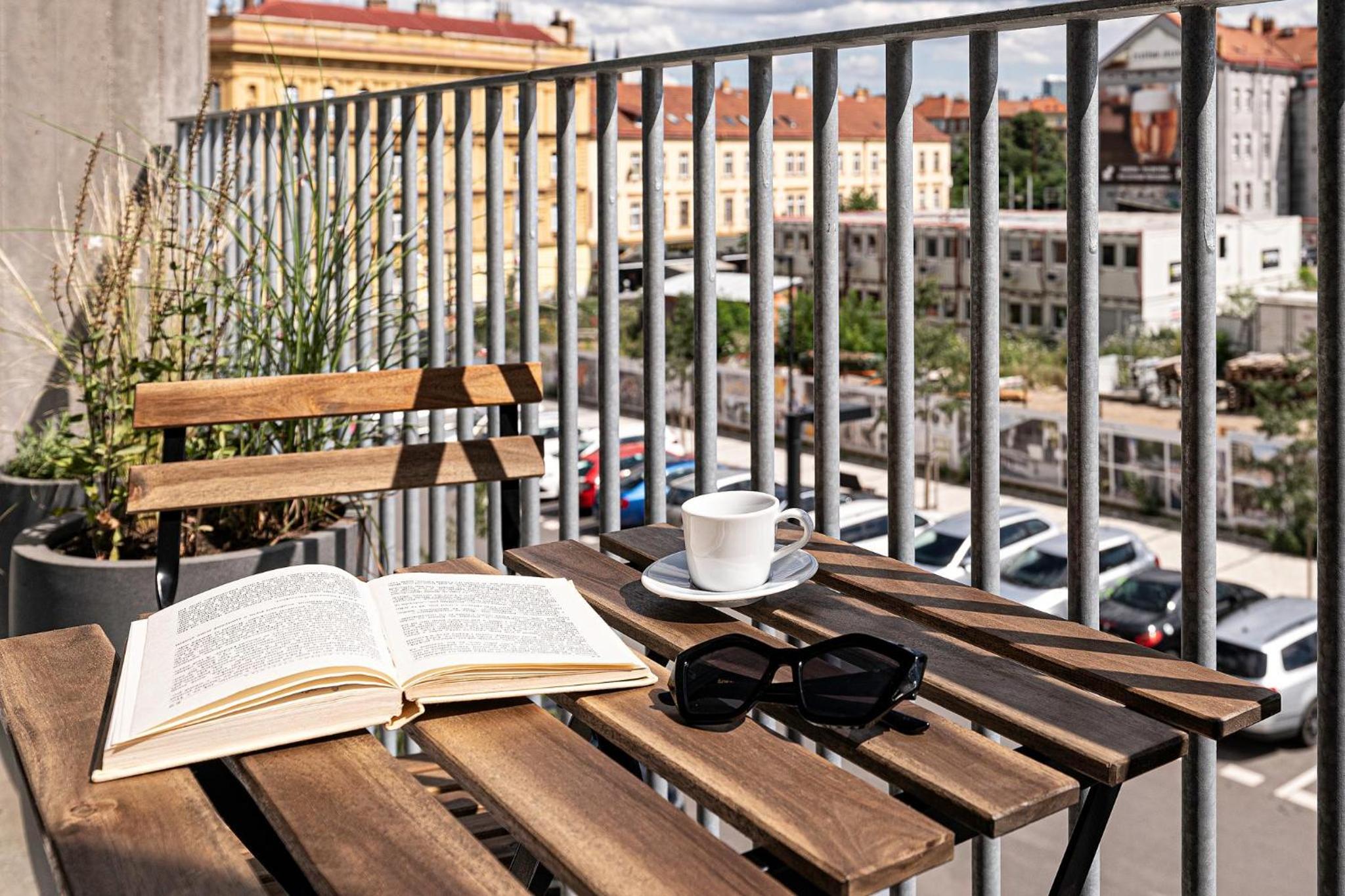 Prague Days - Studio Apartment with Garage Parking and Balcony