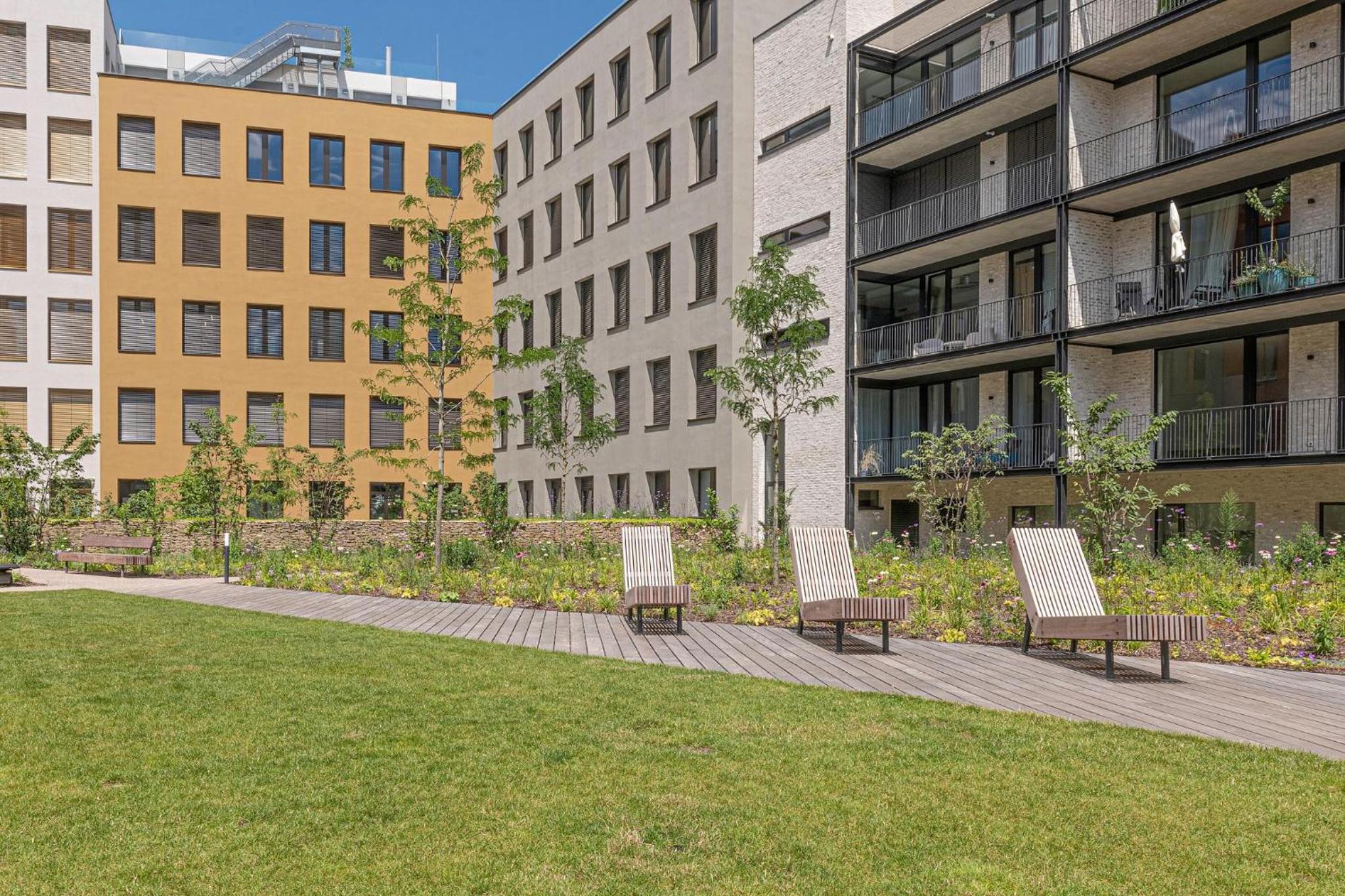 Prague Days - Studio Apartment with Garage Parking and Balcony