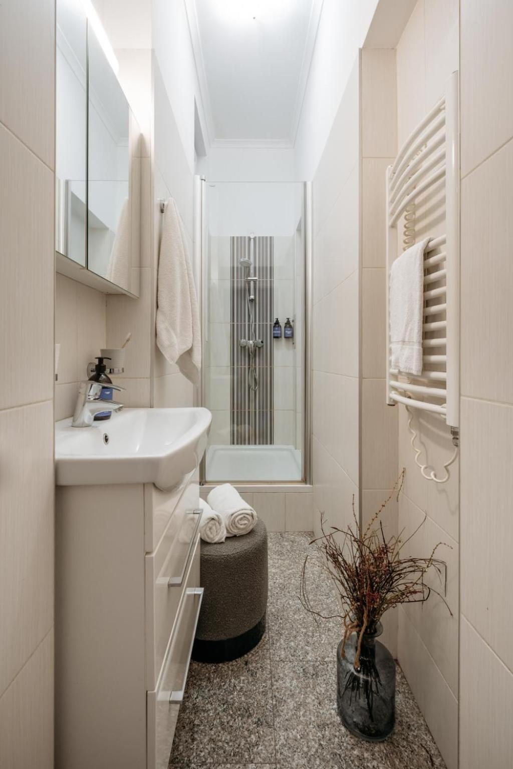 One bedroom apartment with fireplace & AC by Prague Days