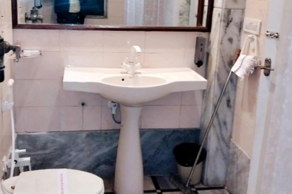 Divine AC studio in Ananda Krishna Van, 2 mins from ISKCON view 5