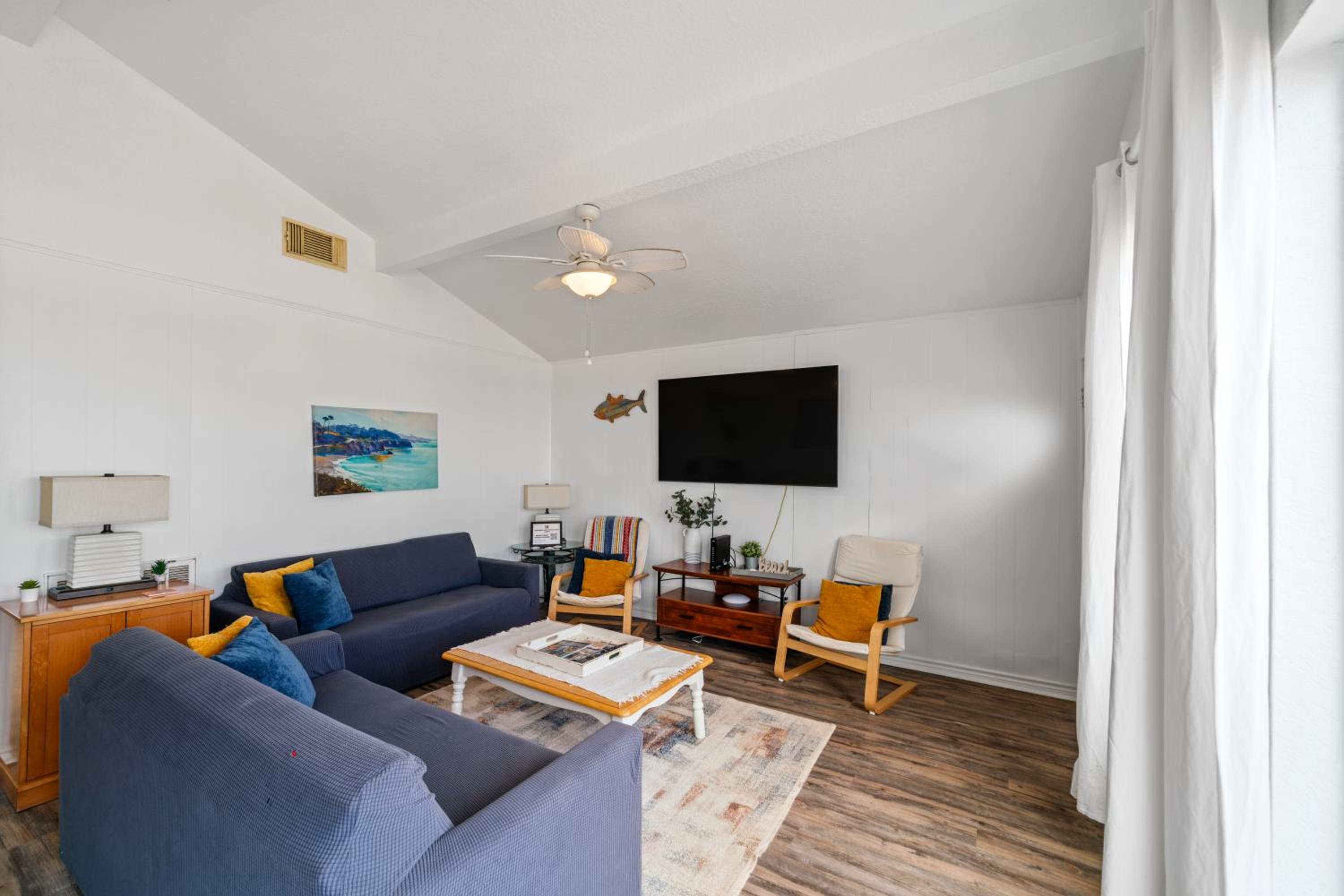 Amazing Oceanfront 2BR Home Cozy Peaceful and Kid and Pet Friendly view 2