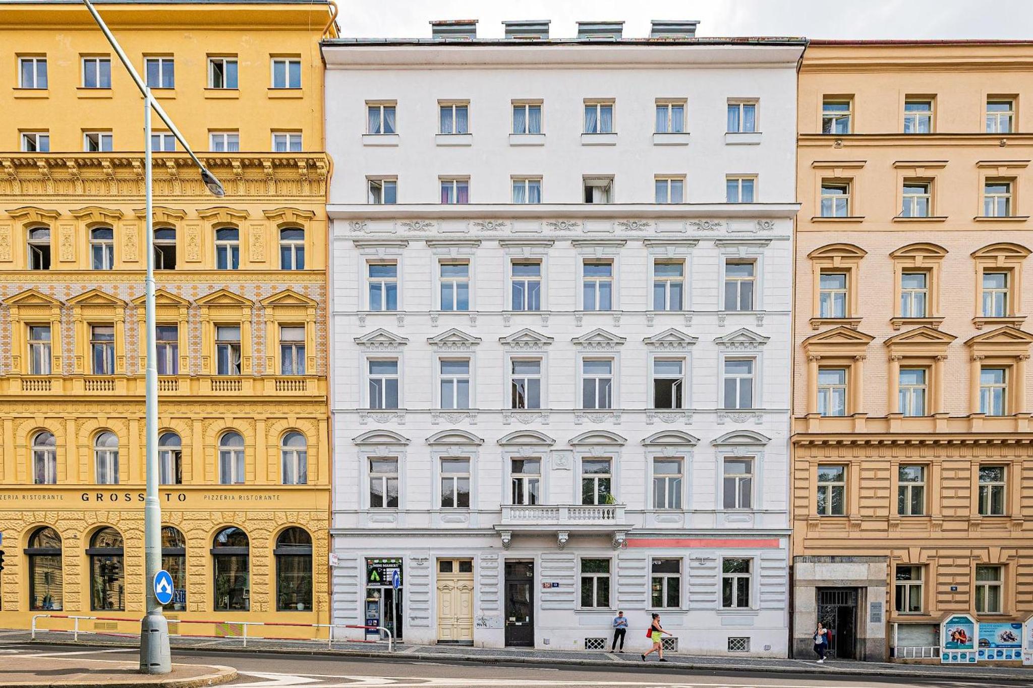 Prague Days - Studio with Netflix at Náměstí Míru