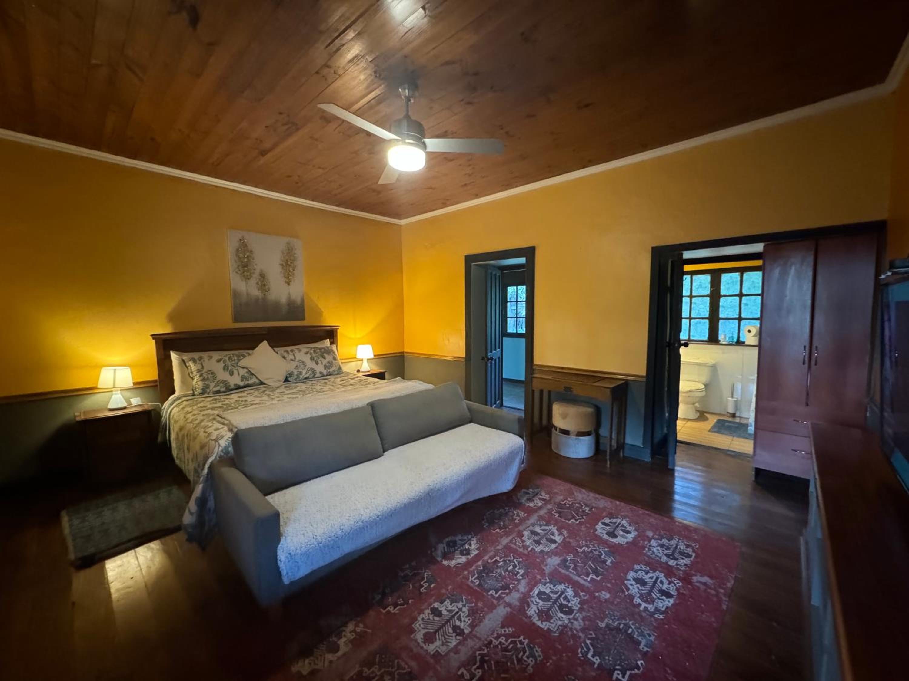 Casona Lo Aguirre , Hospedaje de Temporada Cálidas