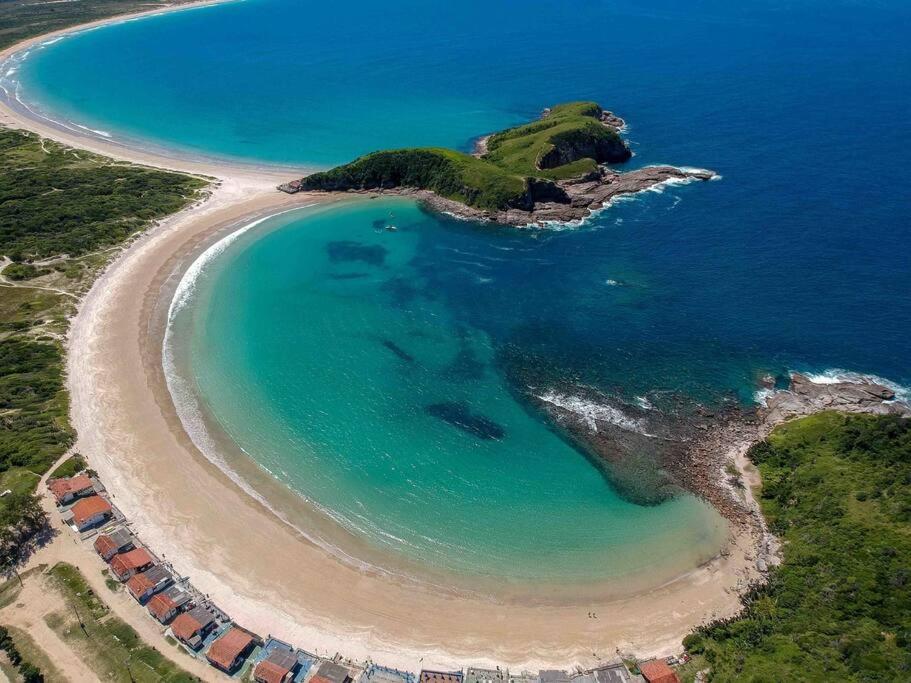 Apartamento em Cabo Frio- 200m da praia do forte