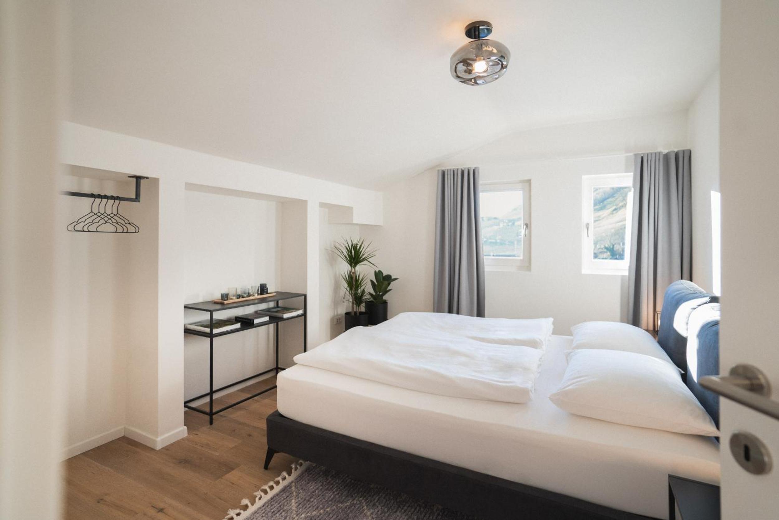 LUXE VISTA City Apartments Algund photo 3