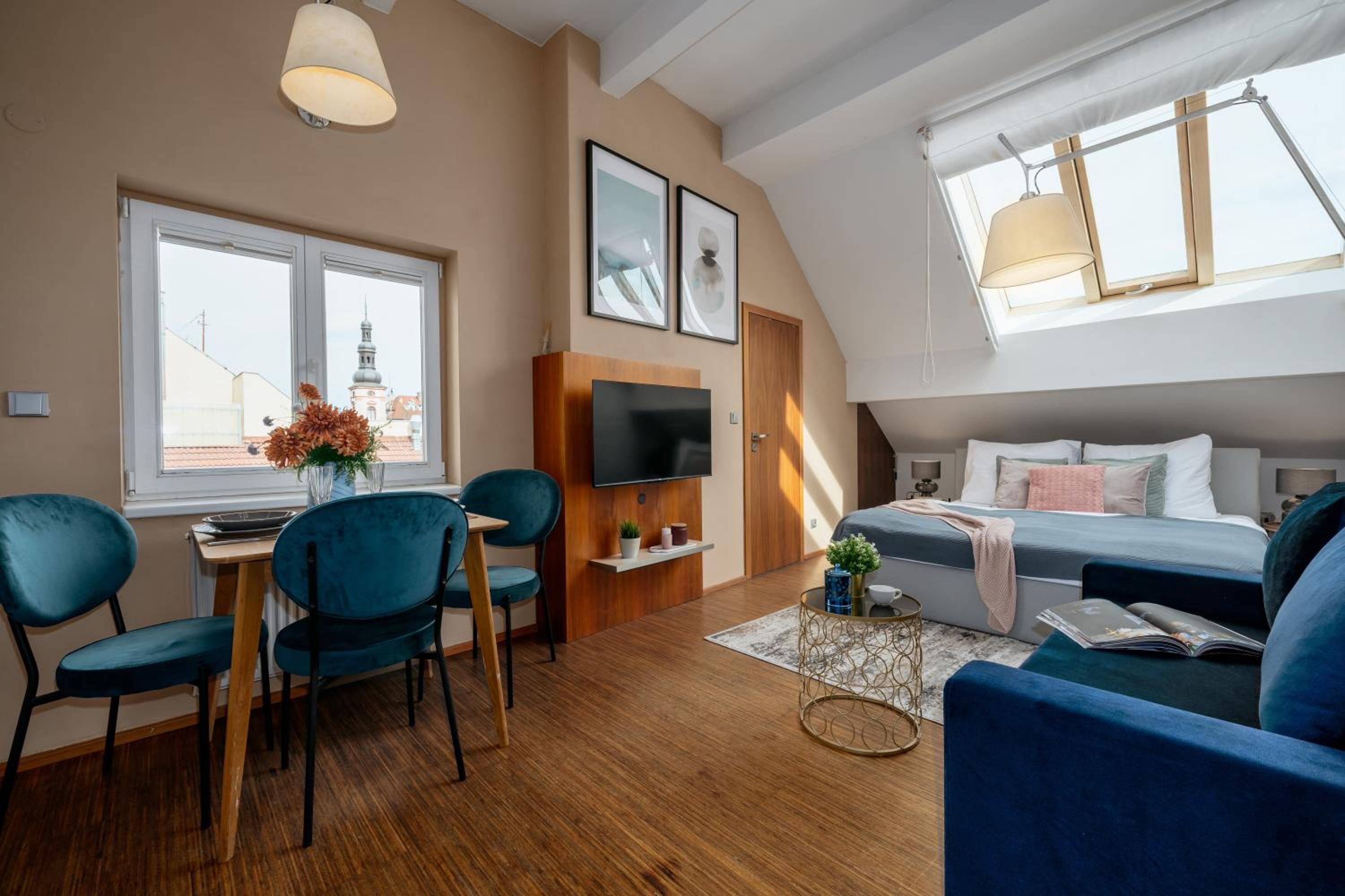Prague Days - Studio in a prime location with AC close to the Charles Bridge