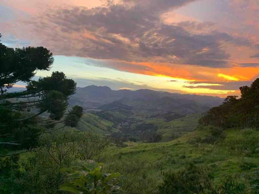 Chalés Suítes Gorjeios da Mantiqueira