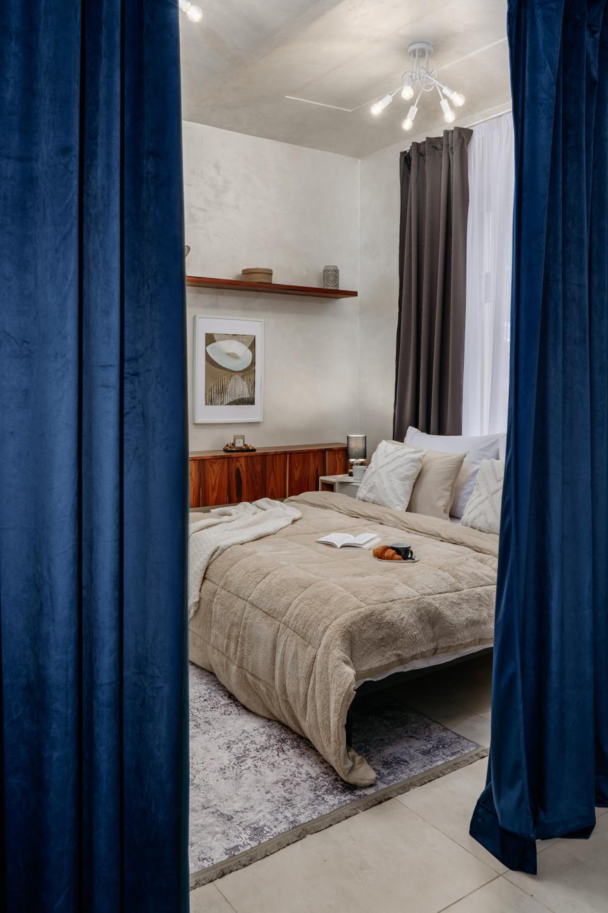 Prague Days - Luxurious Apartments in a Quiet Area