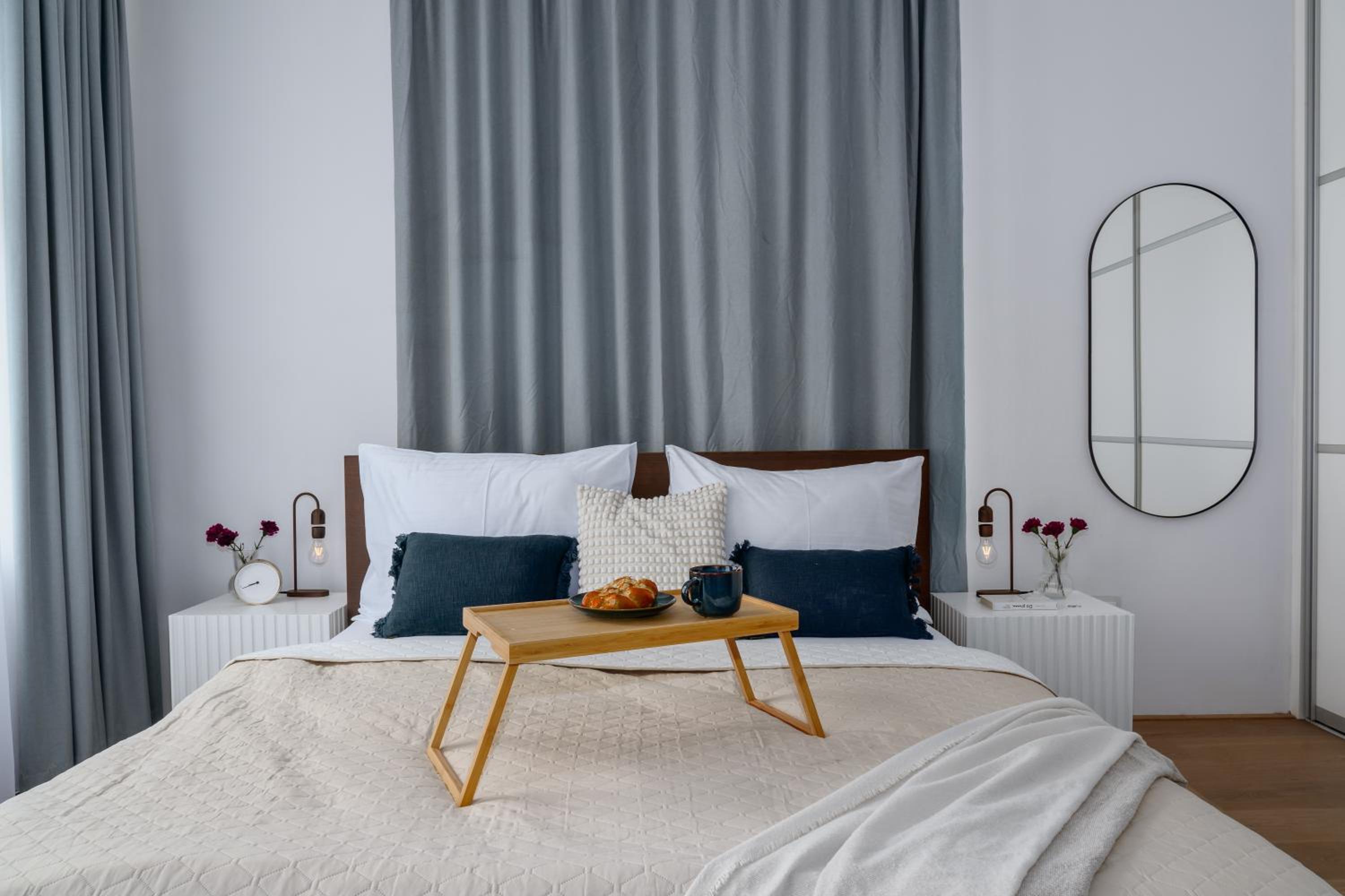 Prague Days - Luxurious Apartments in a Quiet Area