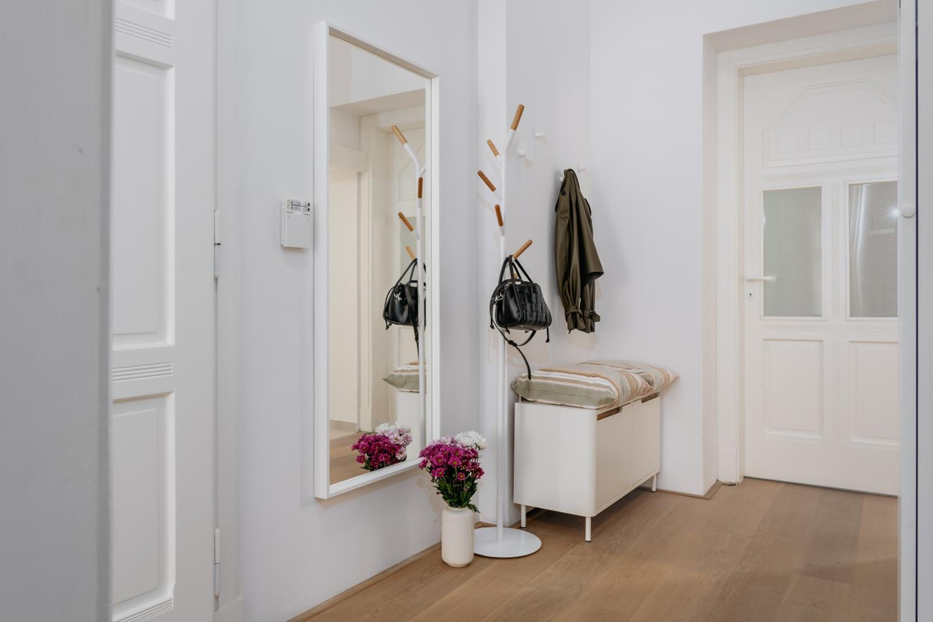Prague Days - Luxurious Apartments in a Quiet Area