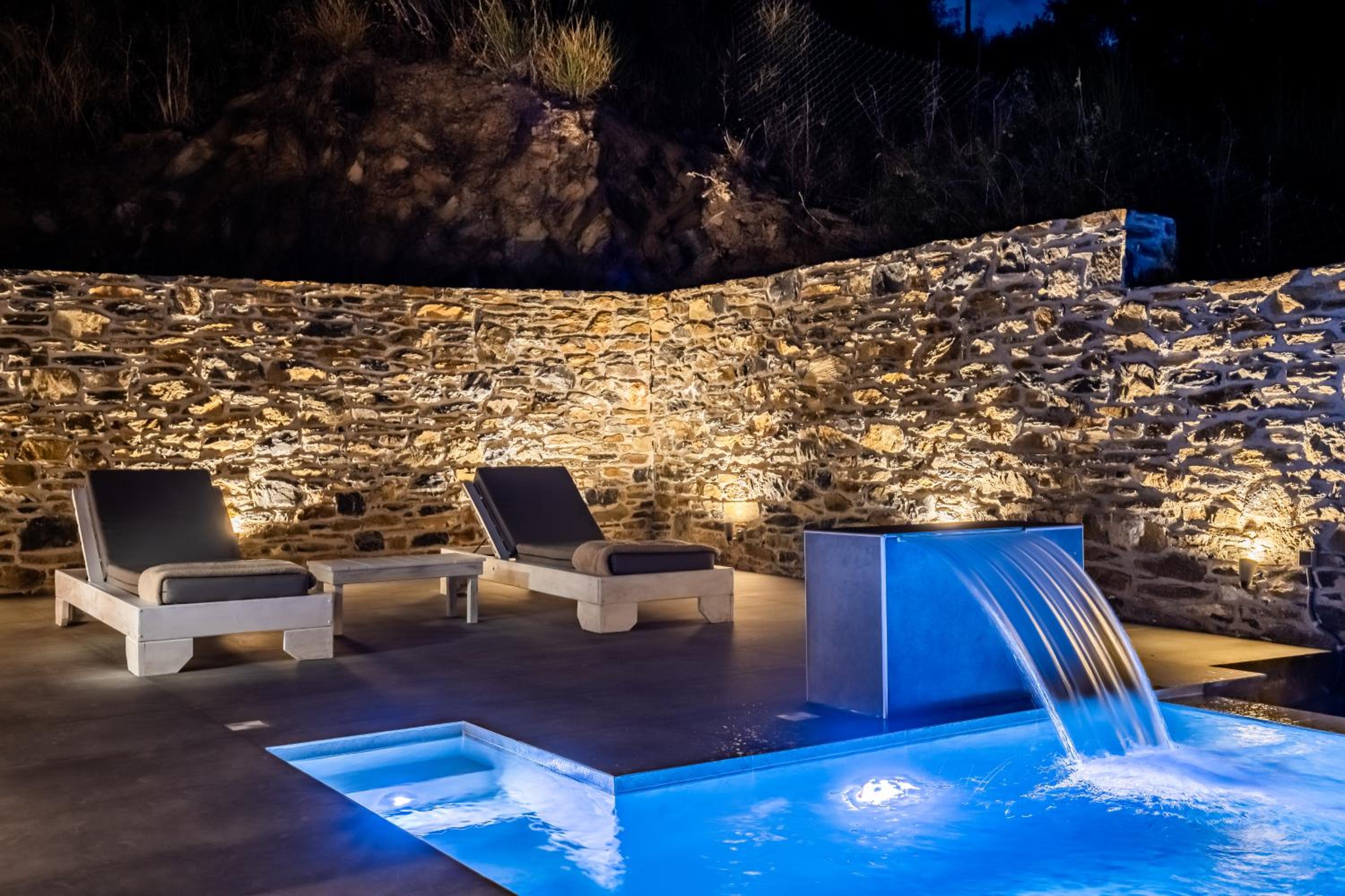 Jonina Resort