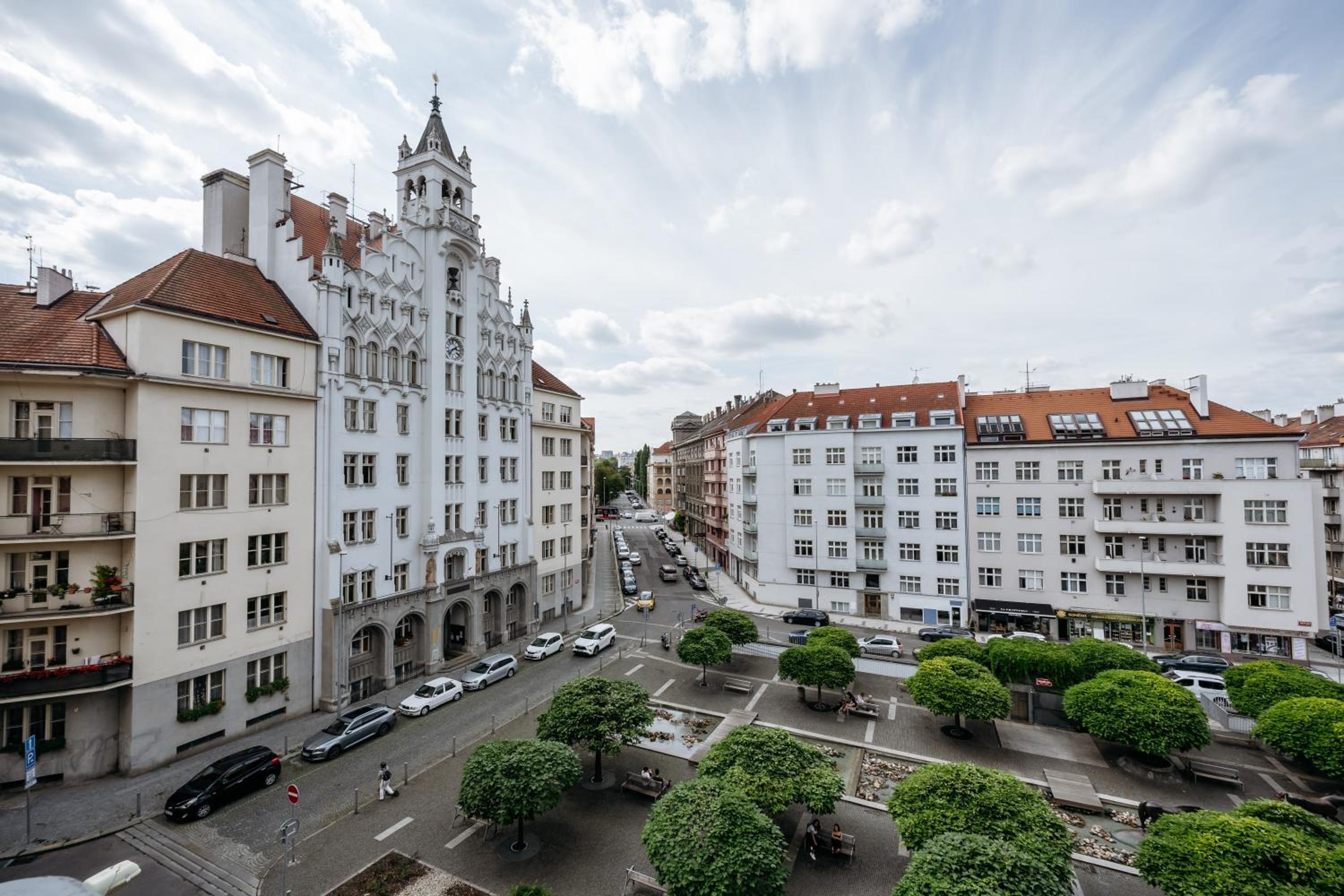 Prague Days - One-bedroom Apartment with Netflix and Workspace