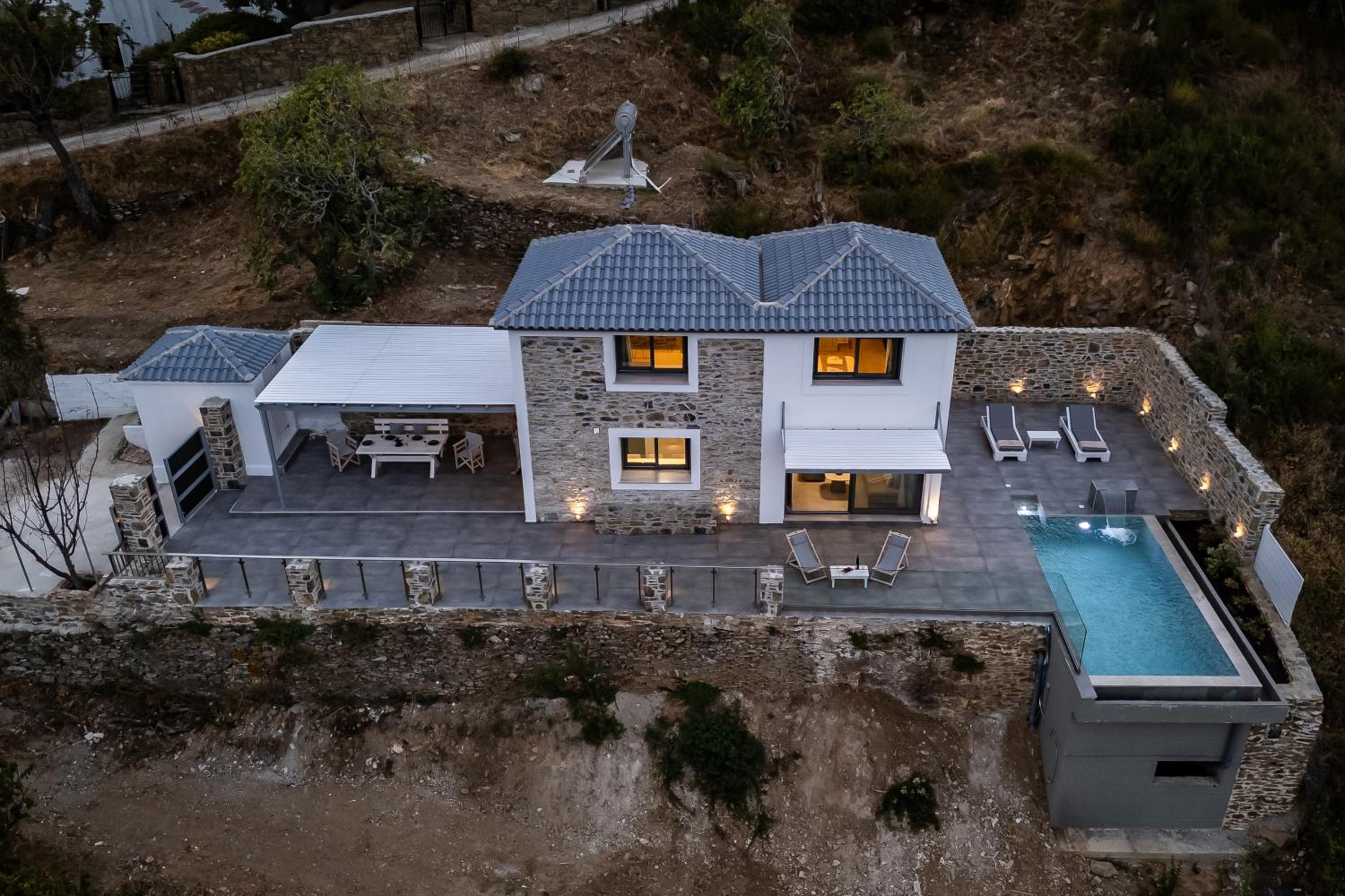 Jonina Resort