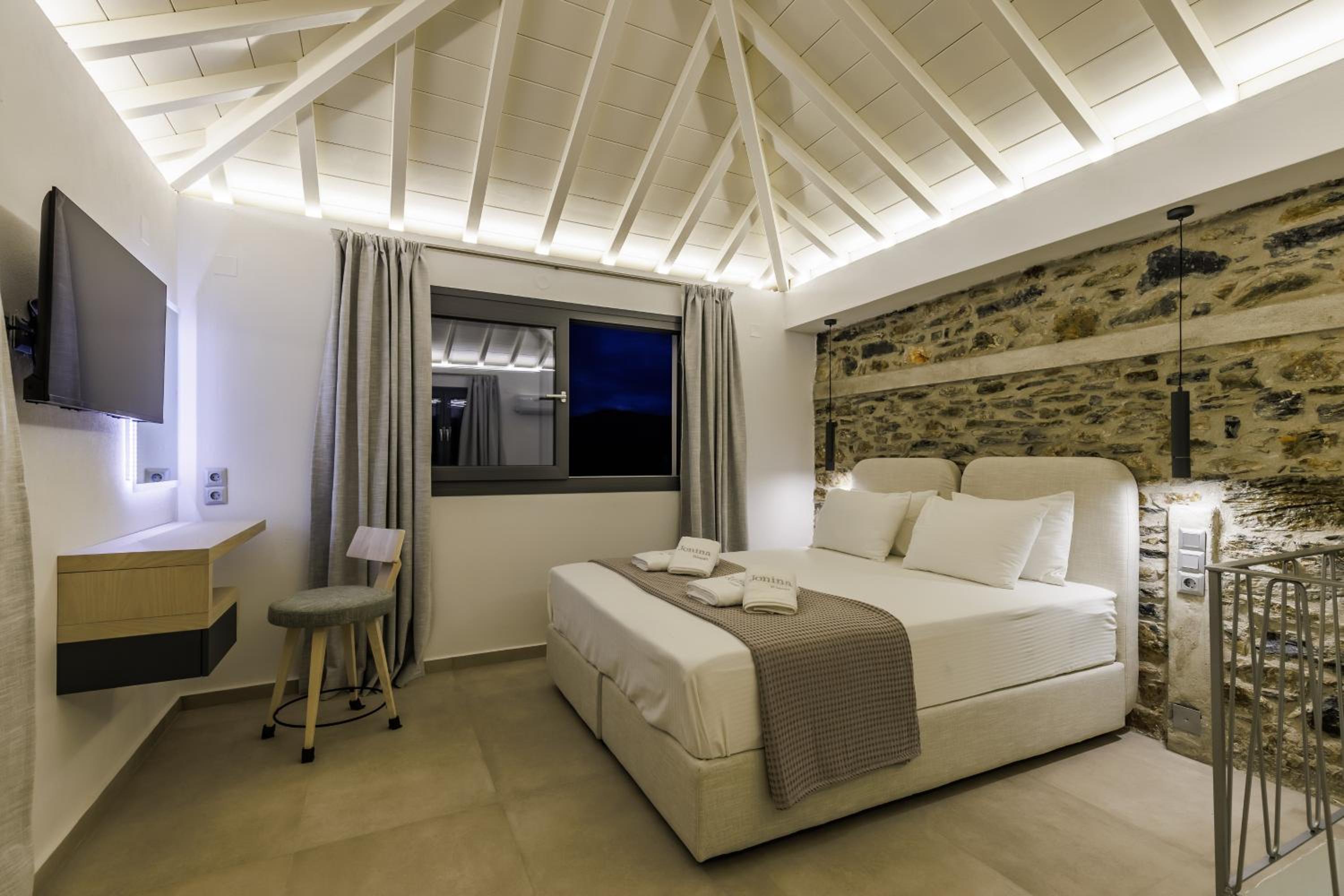 Jonina Resort