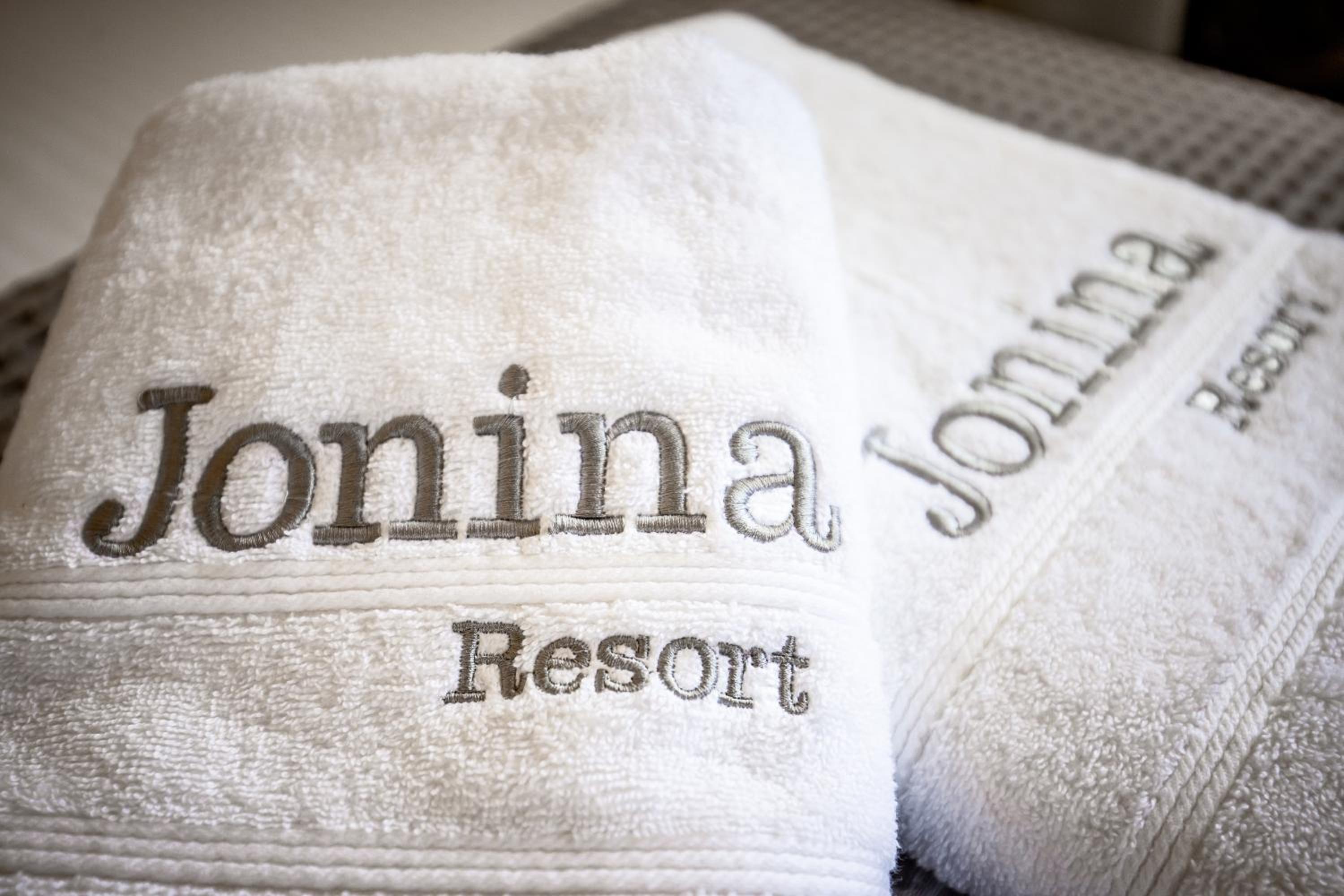 Jonina Resort