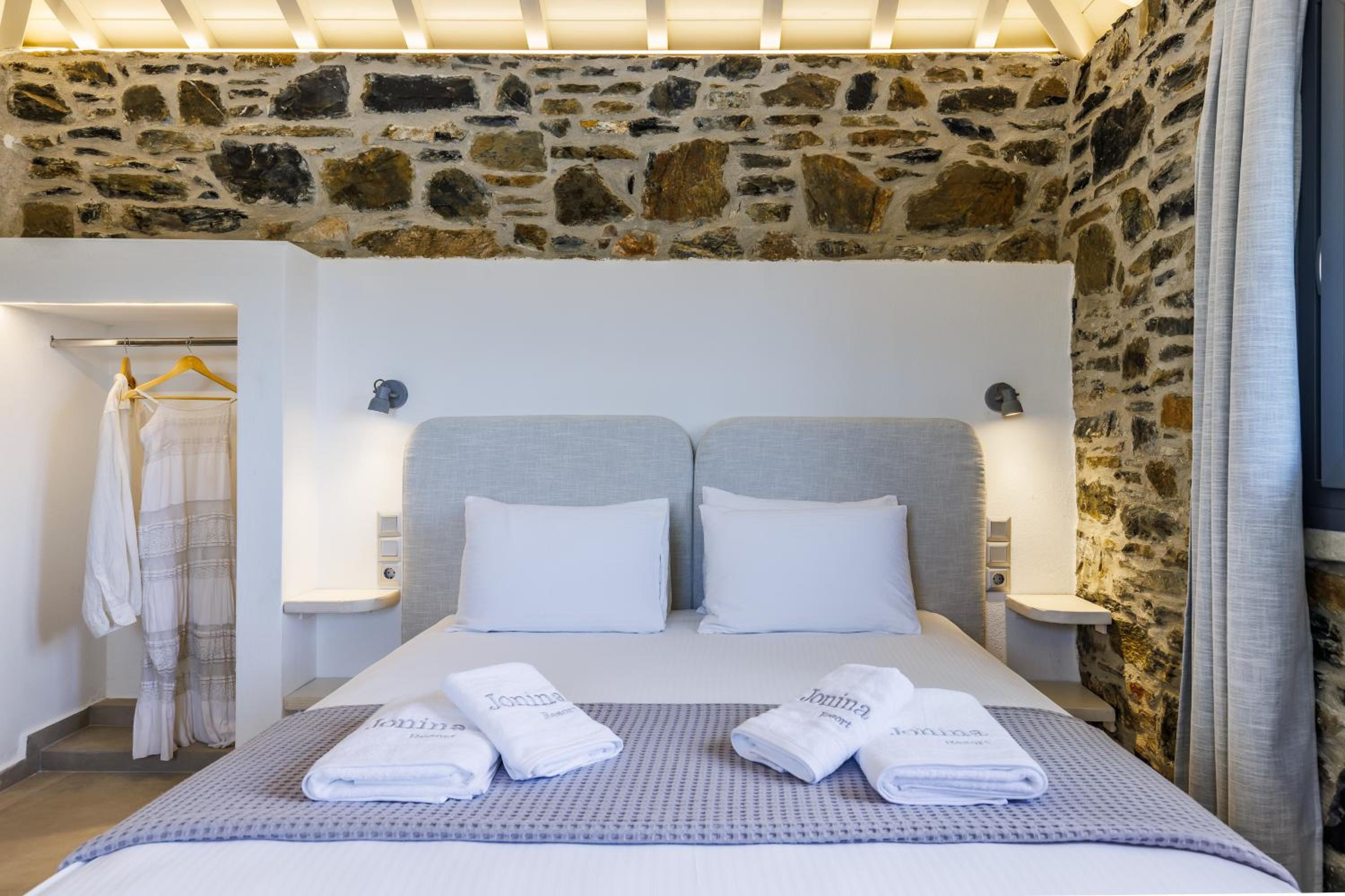 Jonina Resort