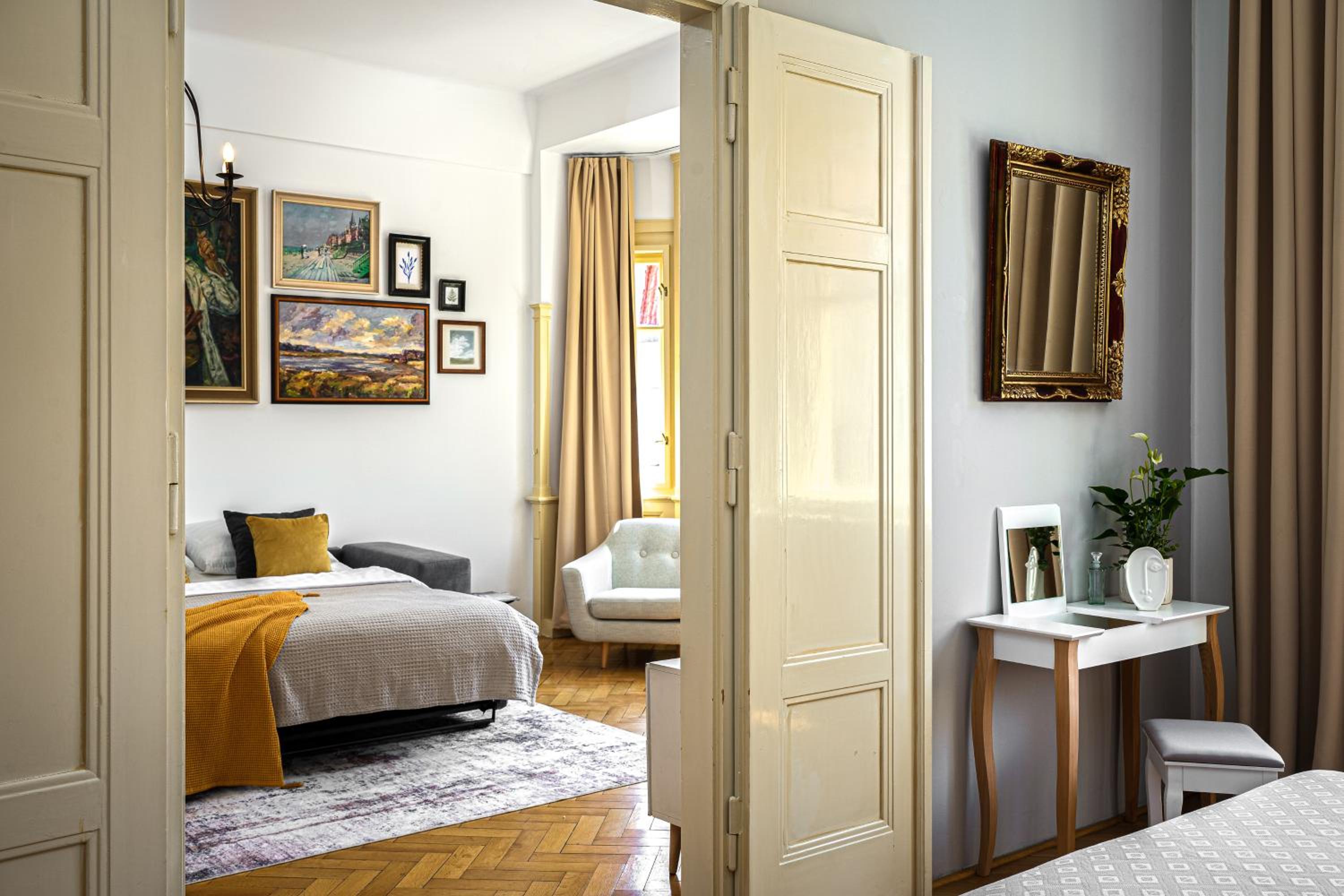 Prague Days - One-bedroom Apartment with Workspace in the Old Town