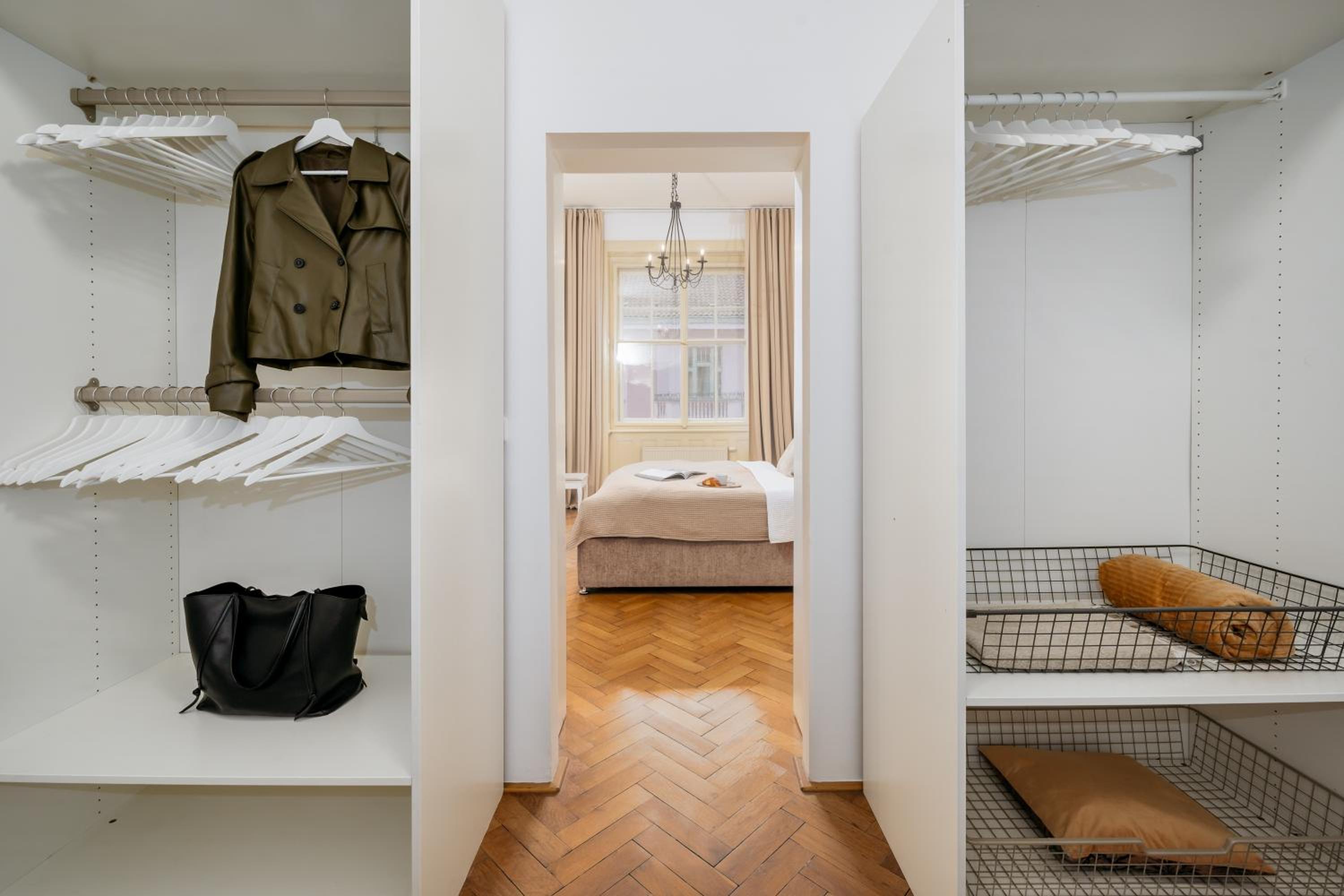 Prague Days - One-bedroom Apartment with Workspace in the Old Town