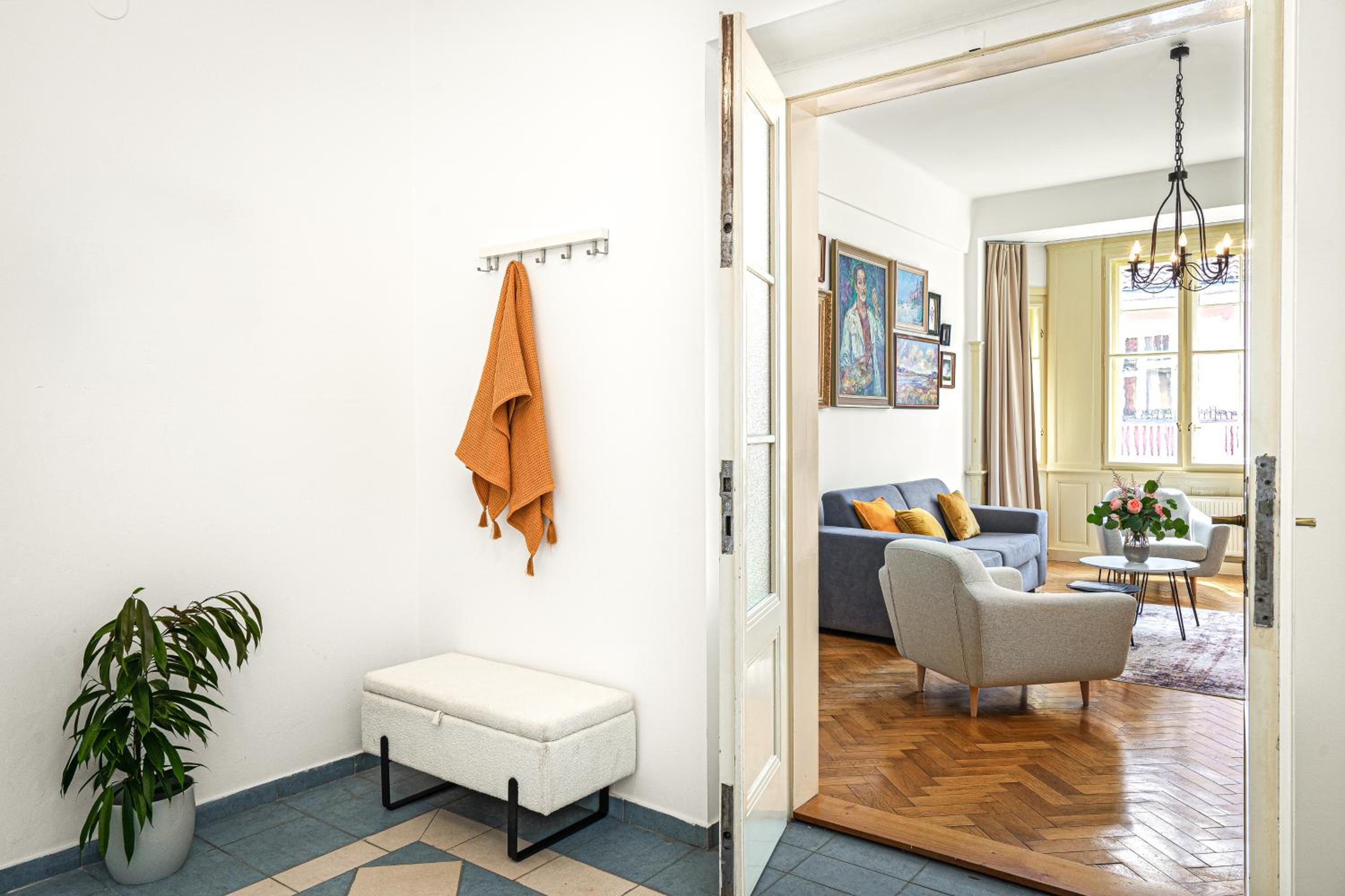Prague Days - One-bedroom Apartment with Workspace in the Old Town