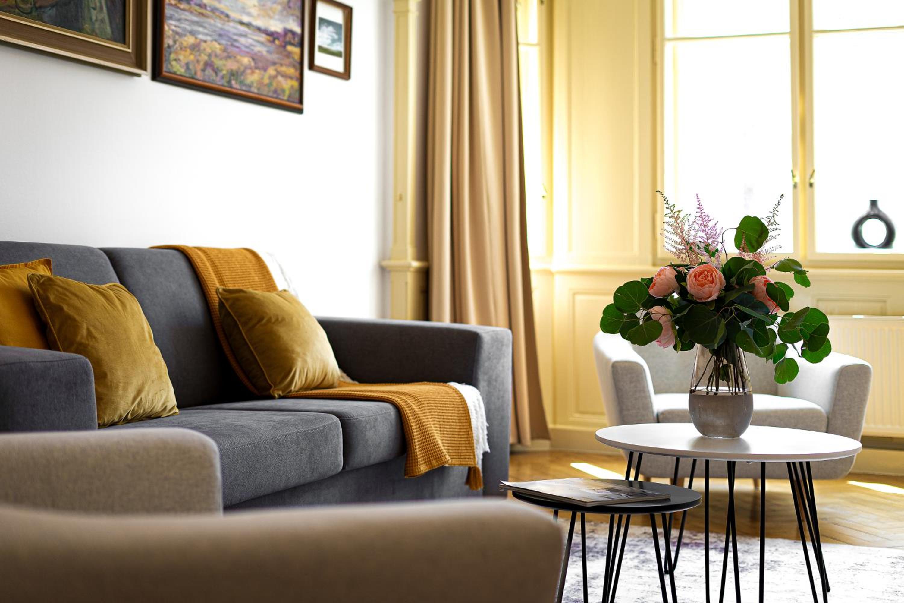Prague Days - One-bedroom Apartment with Workspace in the Old Town