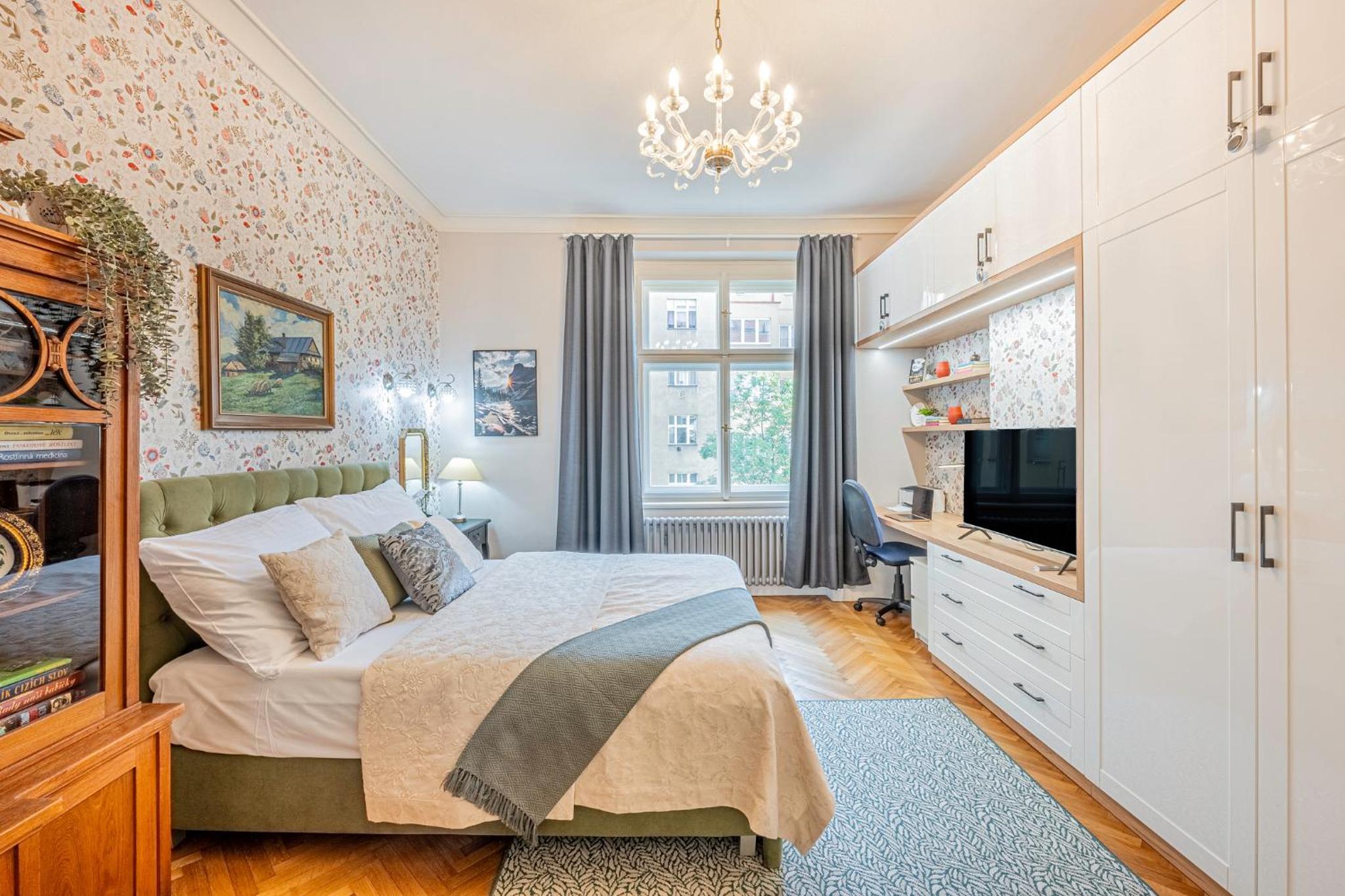 Prague Days - Apartment with 2 Bedrooms and 2 Balconies in Vinohrady