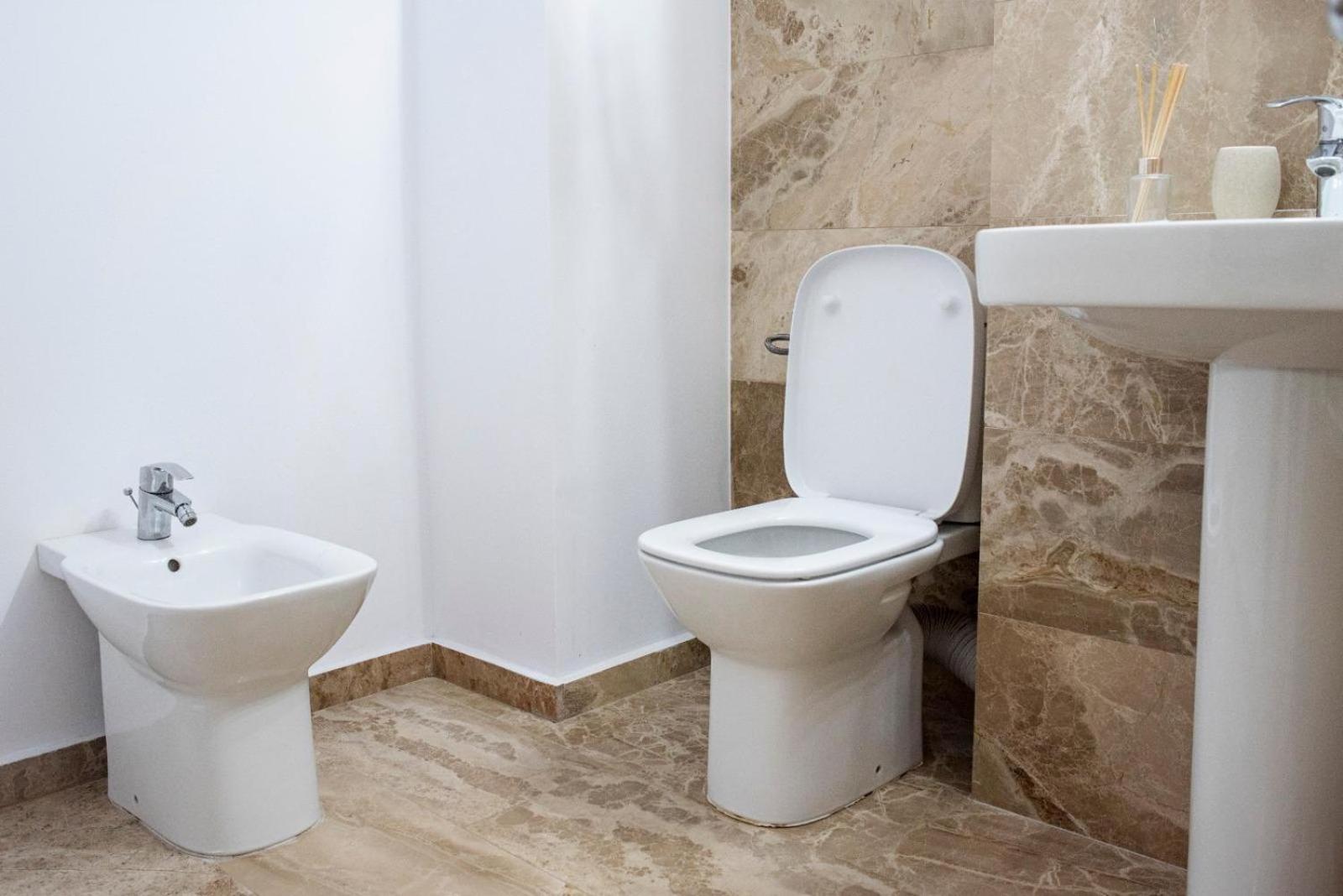 Newton 2 rooms aproape de Iulius&Palas, langa Spital SF Marie si N Oblu by AB Homes - parcare view 5