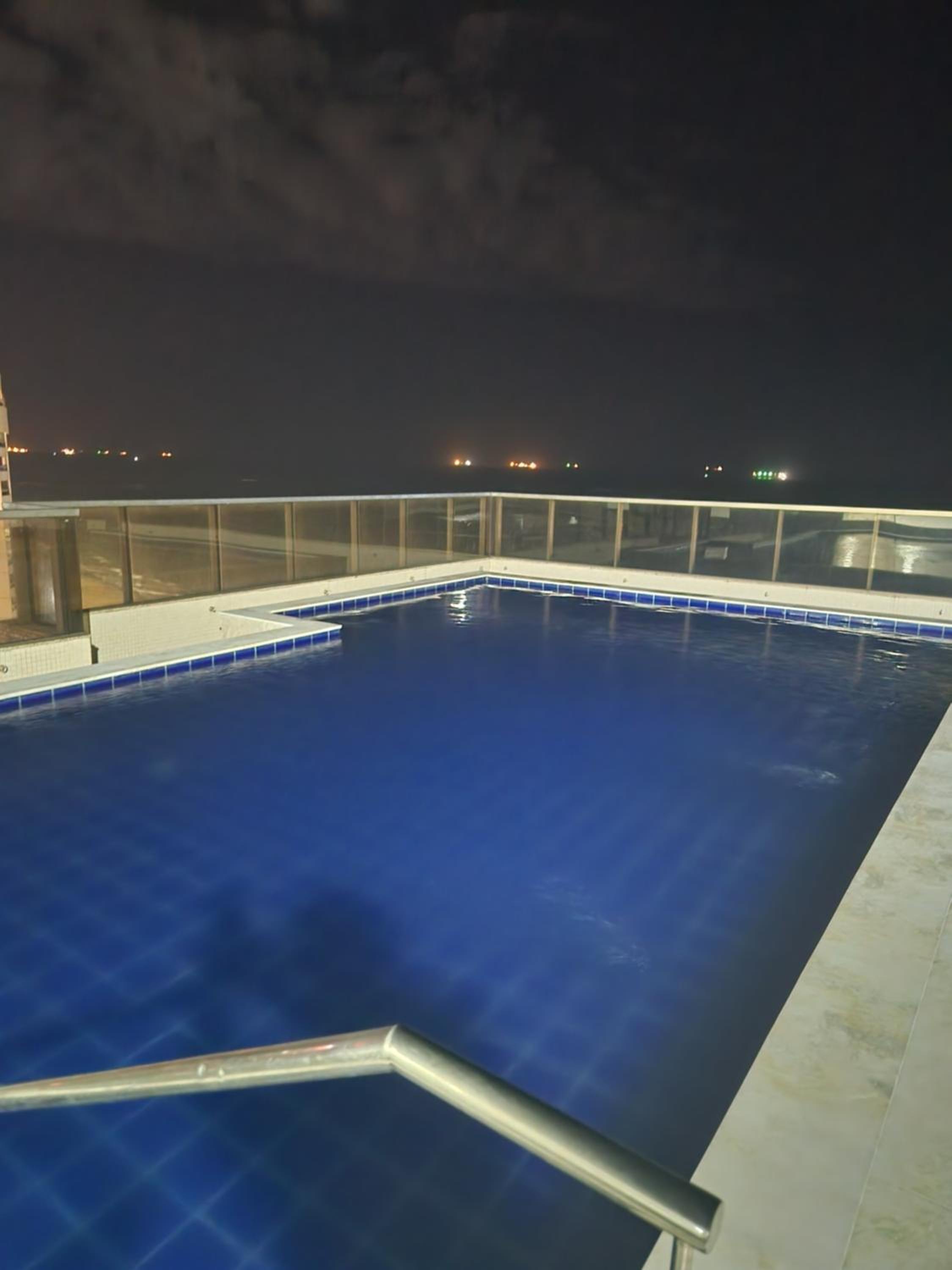 Frente para Praia