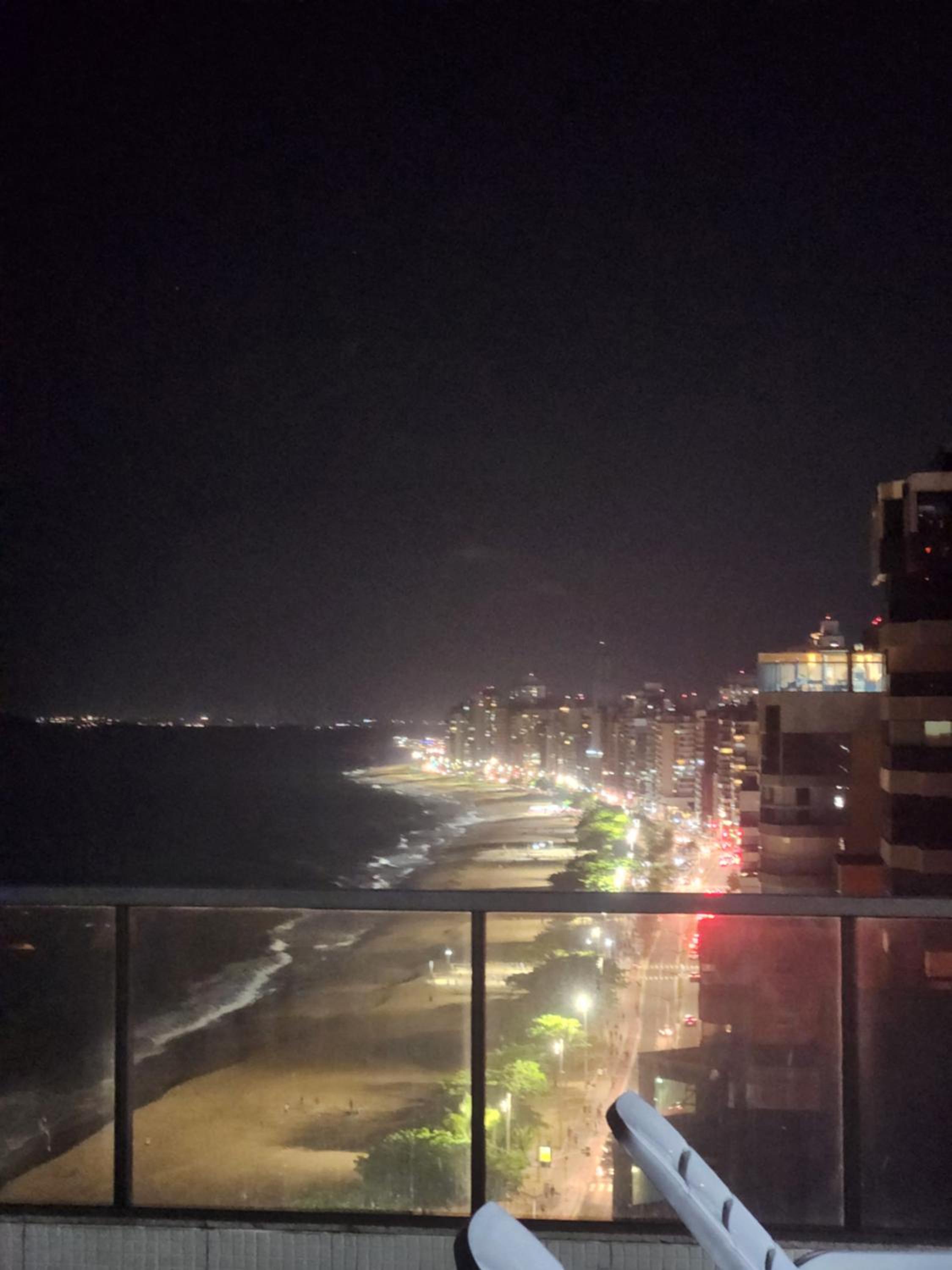 Frente para Praia
