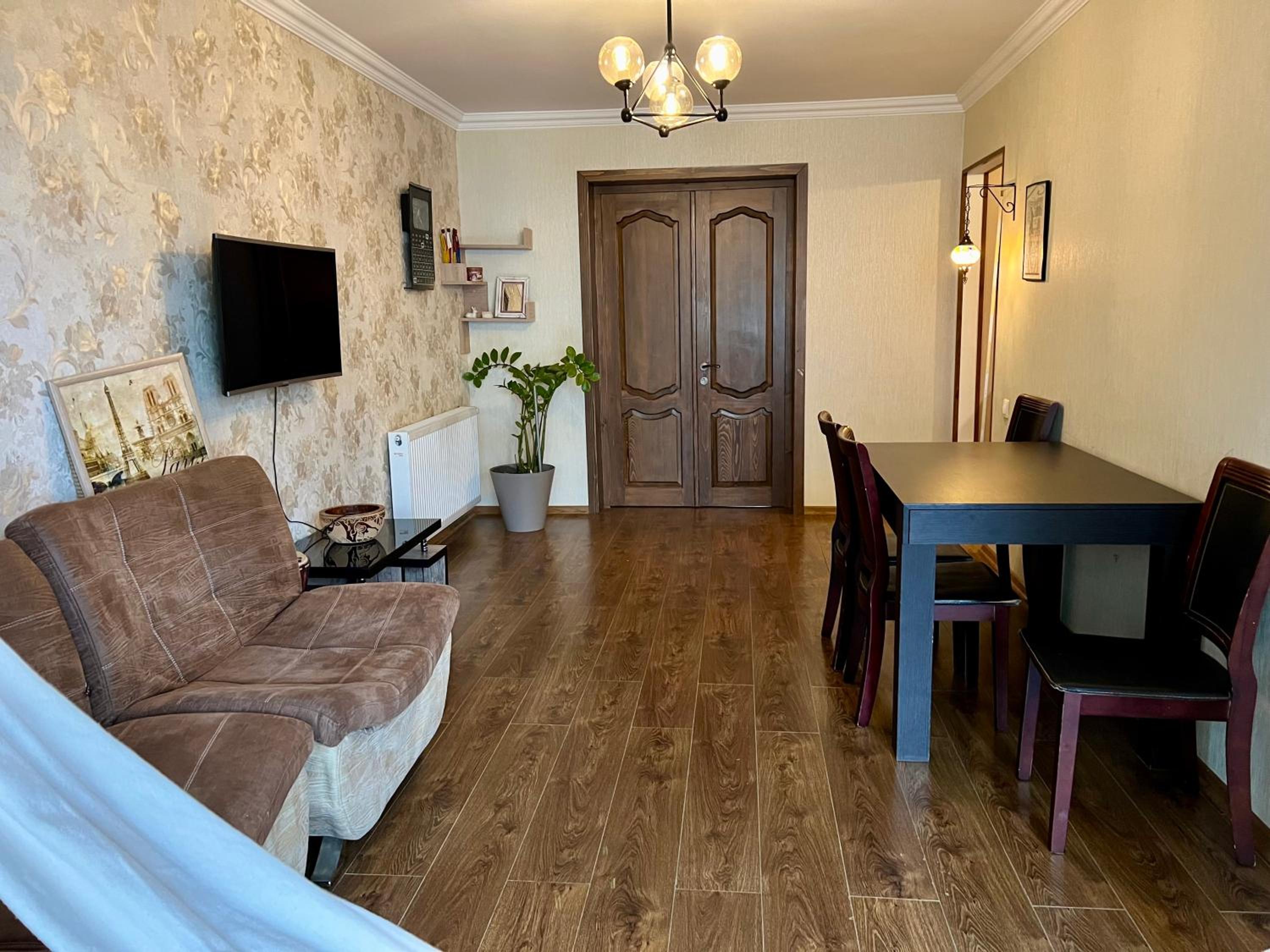 Sun Drenched Apartment with Backyard and Balcony view 4