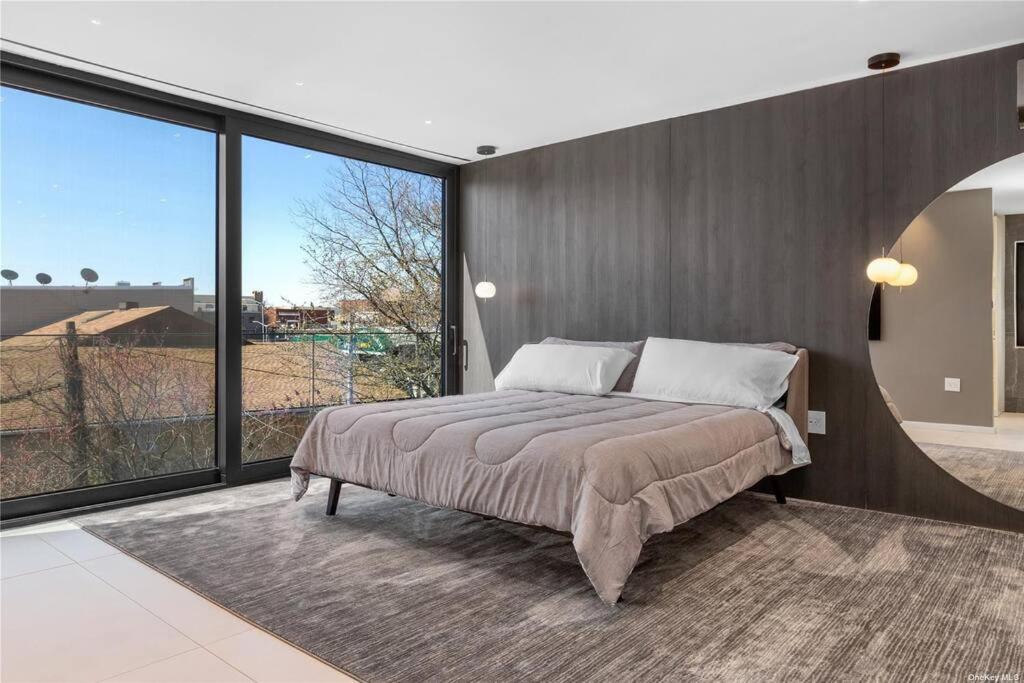 2 Story Villa in Upper Ditmars Astoria Queens view 2
