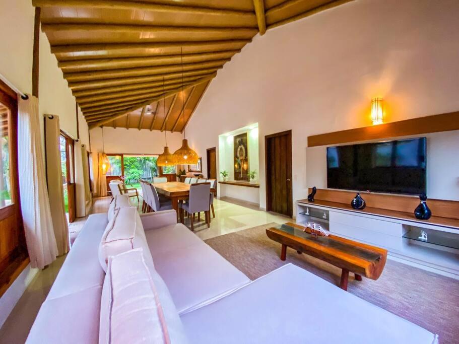 Casa Gabi Coqueiral