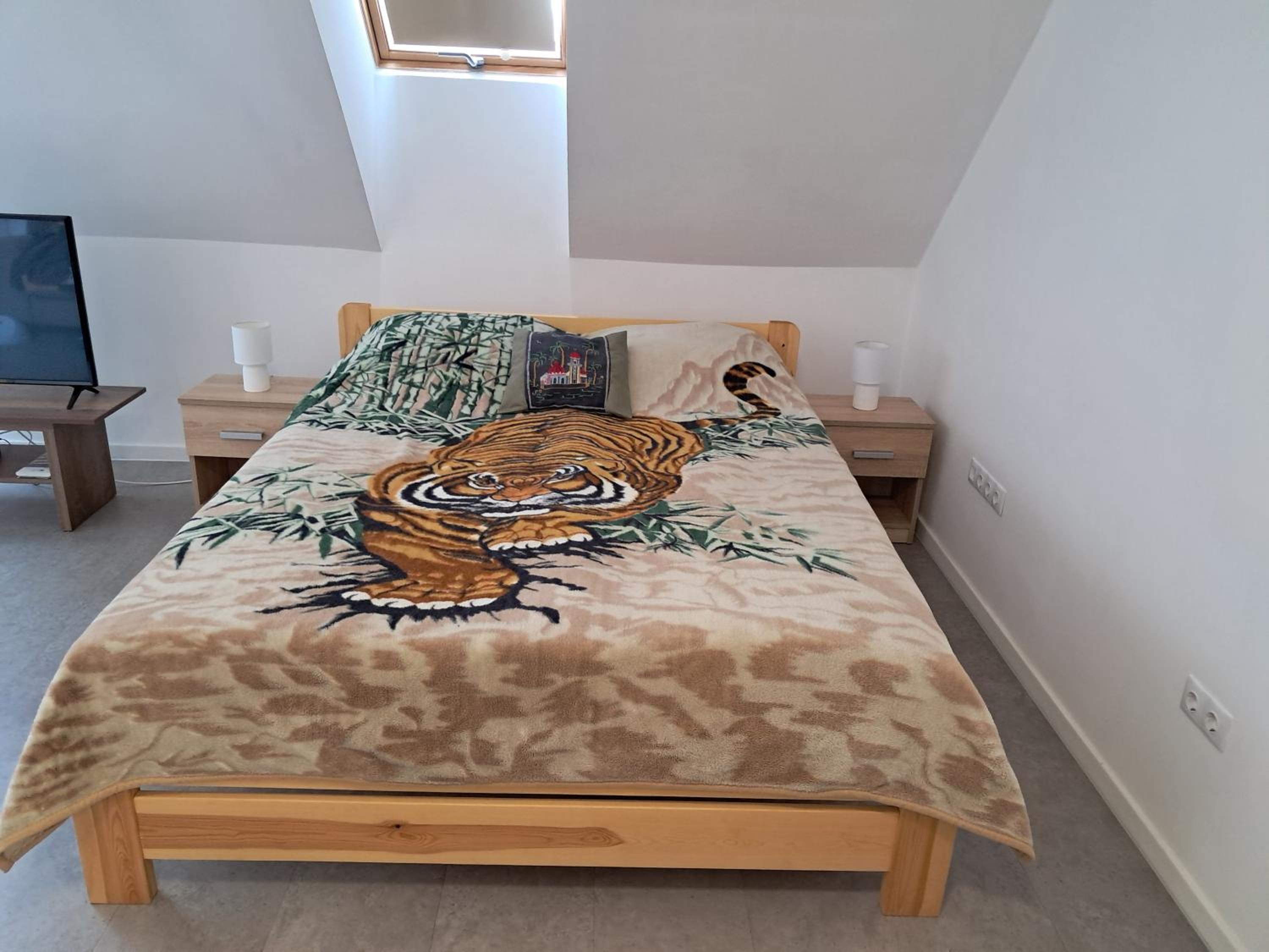 Atkacs Home