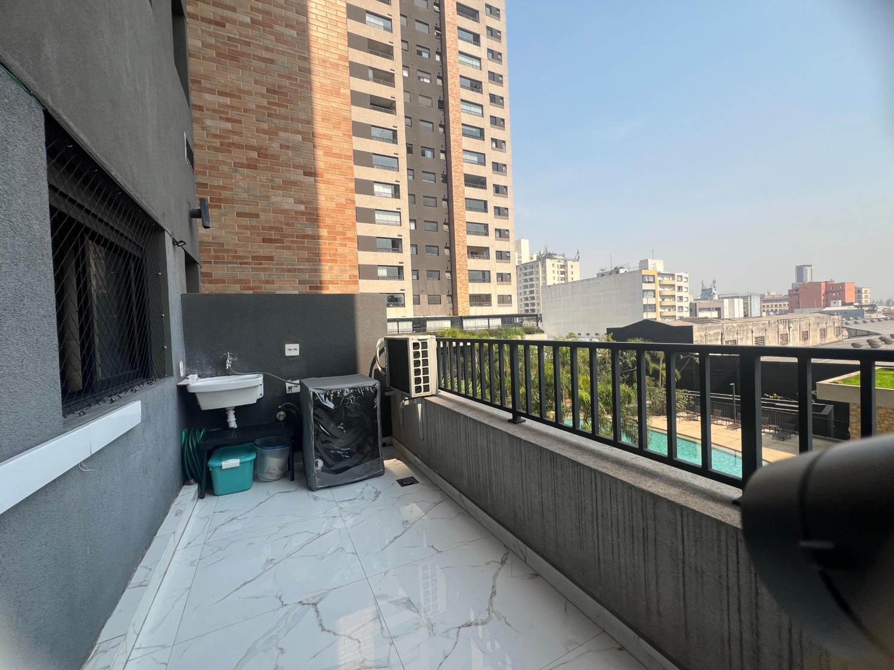 Hotel Apto Garden - Resort com piscina borda infinita SP - Image 1