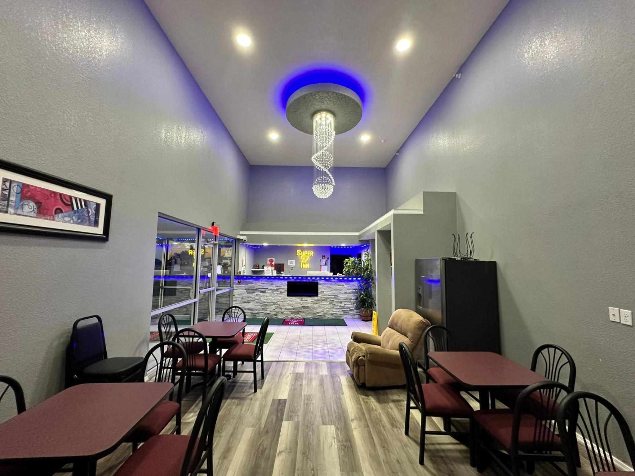 Super 7 Inn Tecumseh - Property Image 27